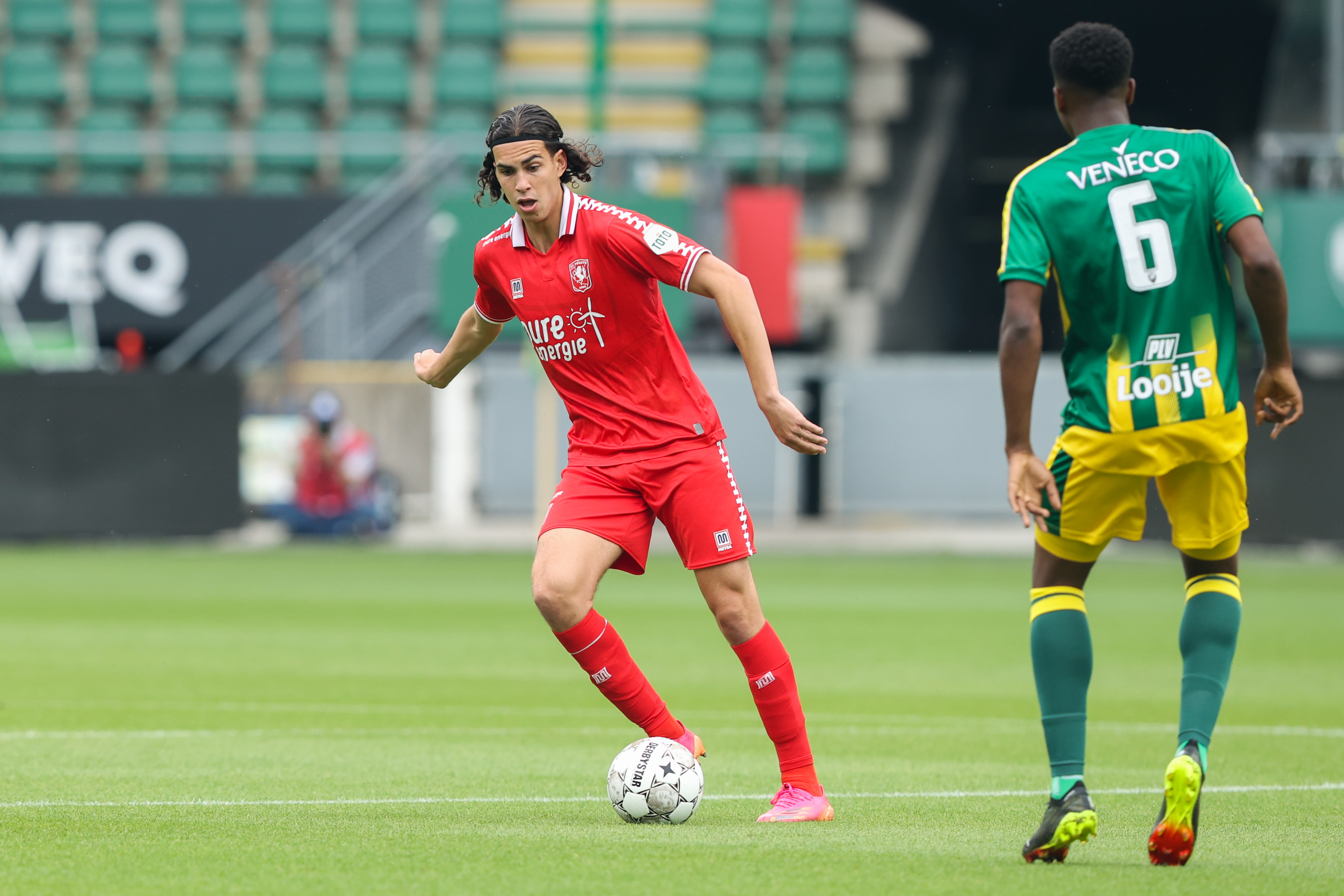 50391905 FC Twente