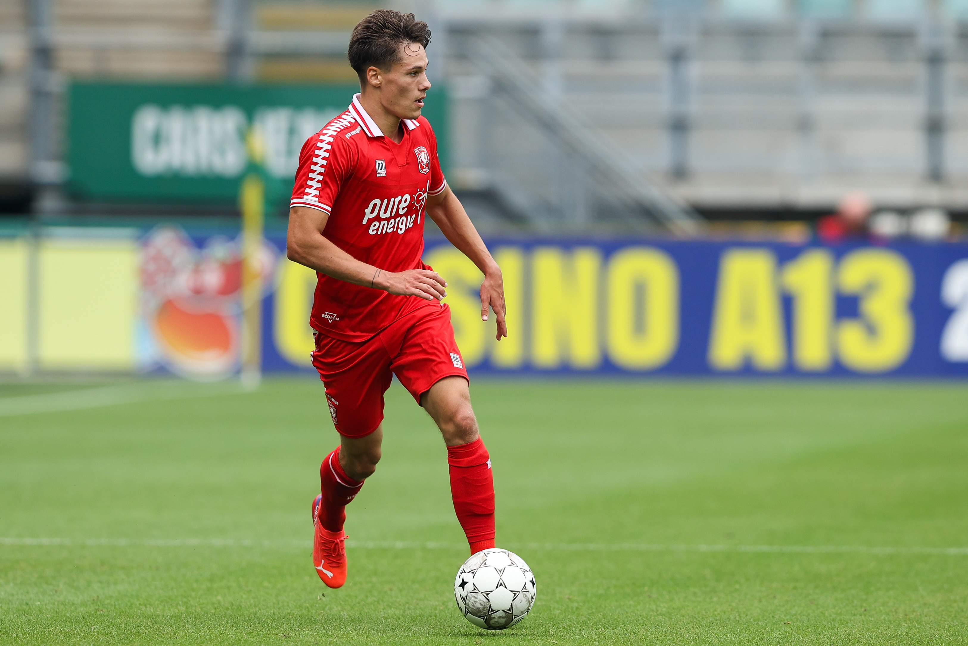 50392810 FC Twente