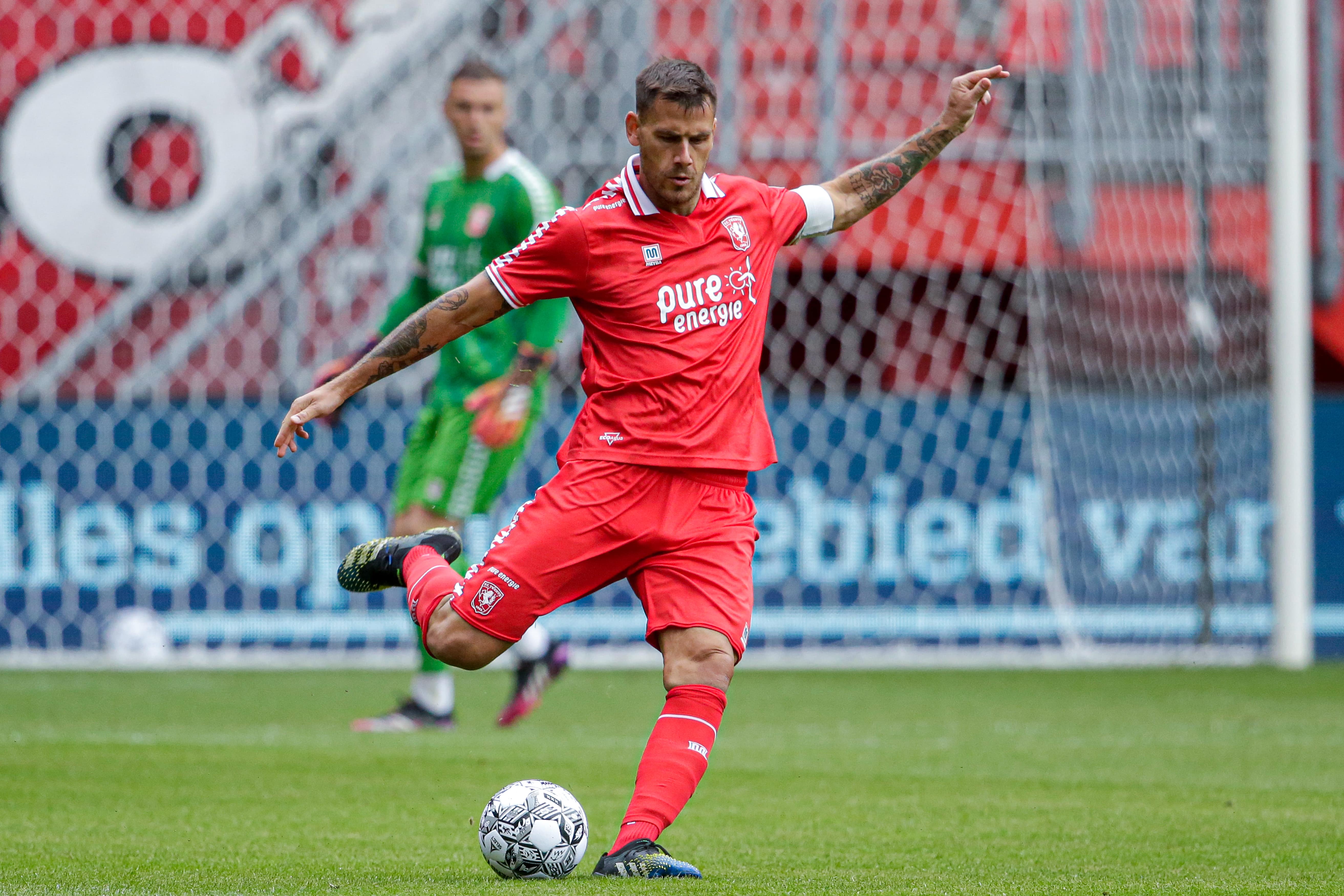 50529587 FC Twente min
