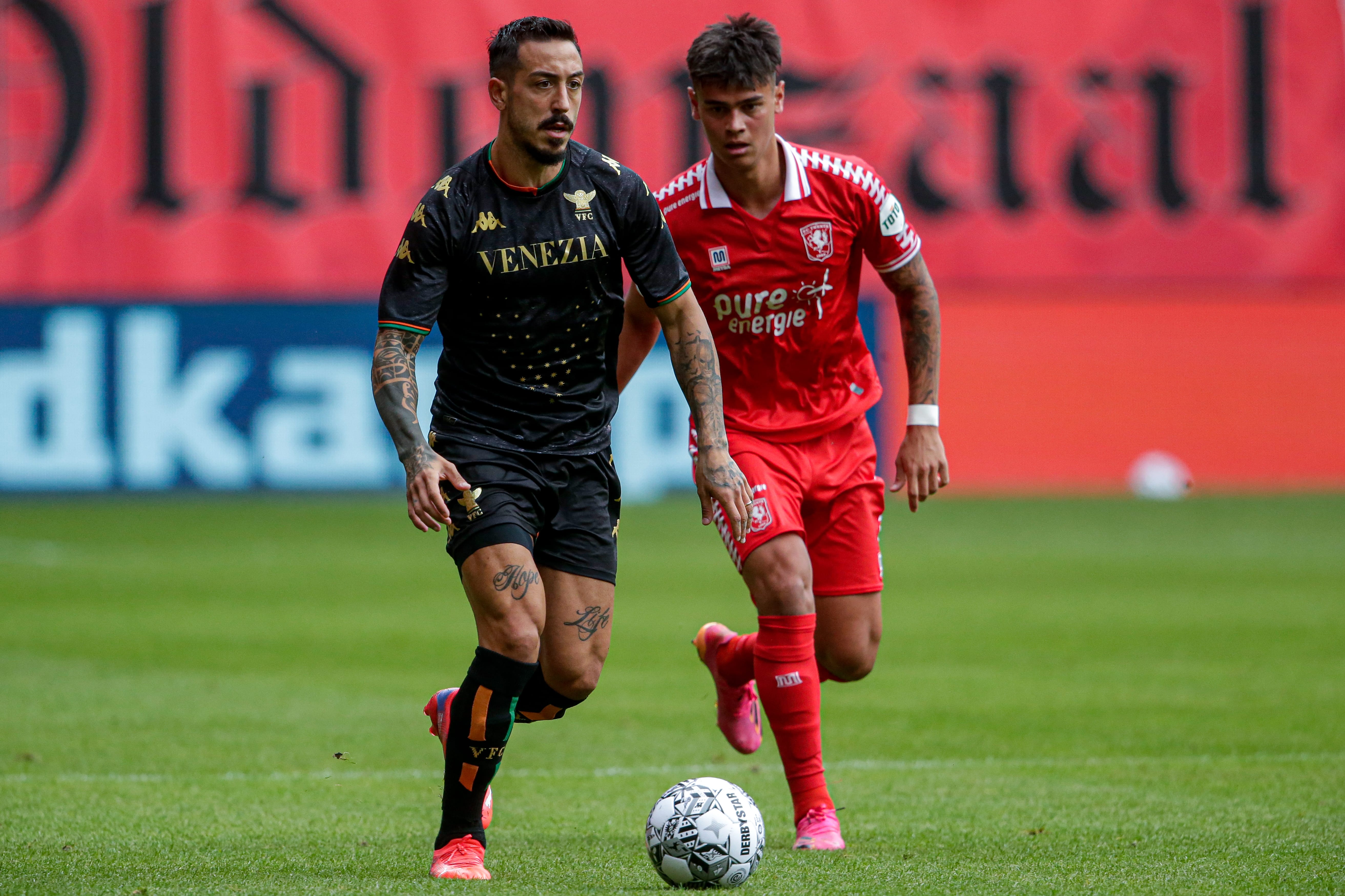 50529591 FC Twente min