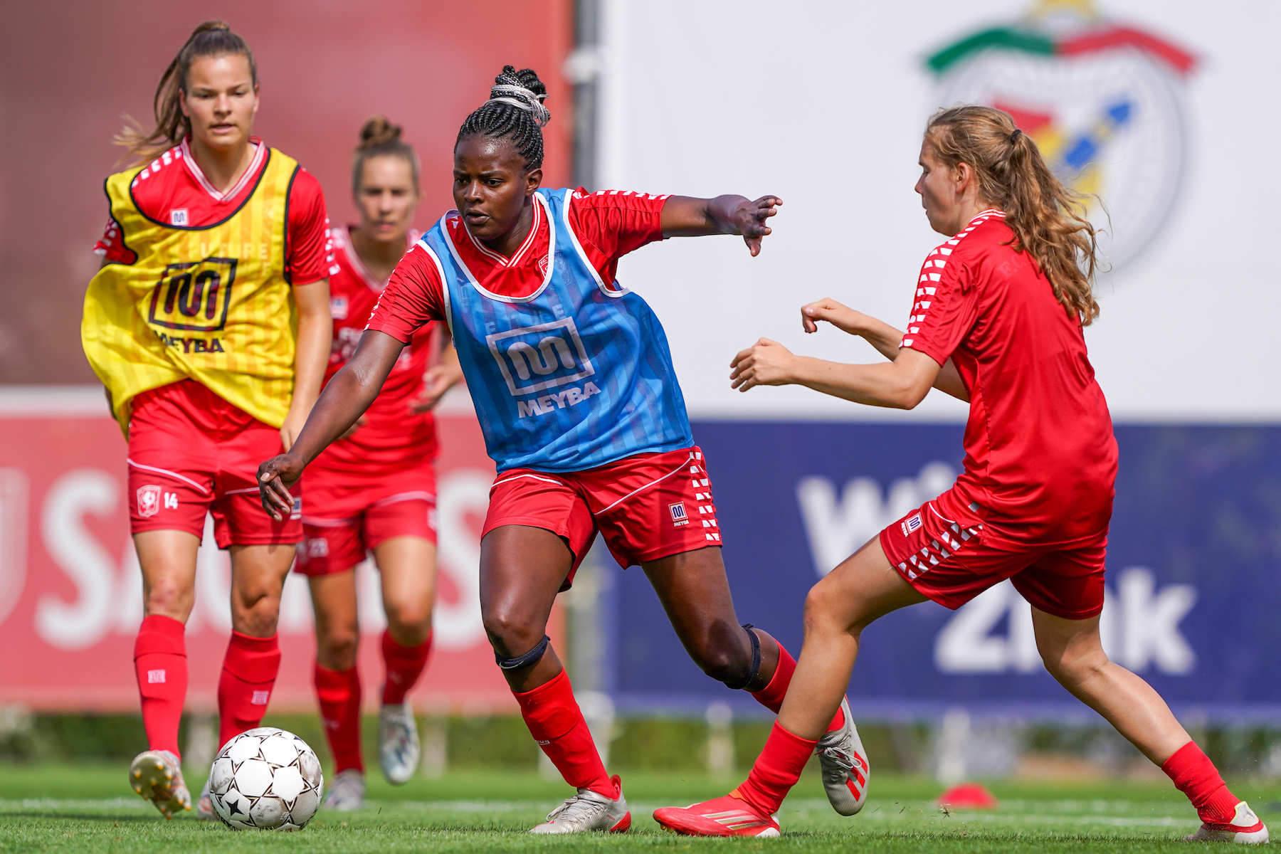51191182 FC Twente