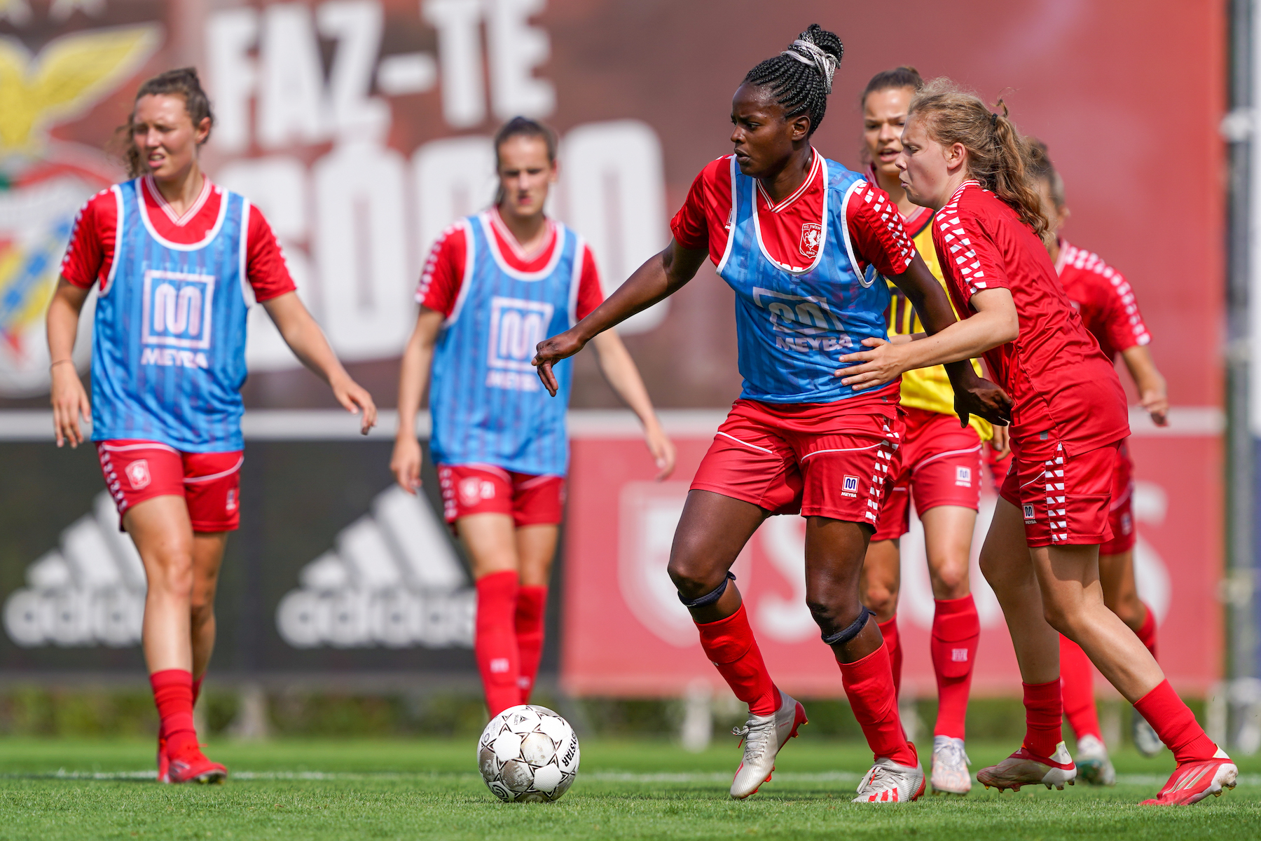 51191183 FC Twente