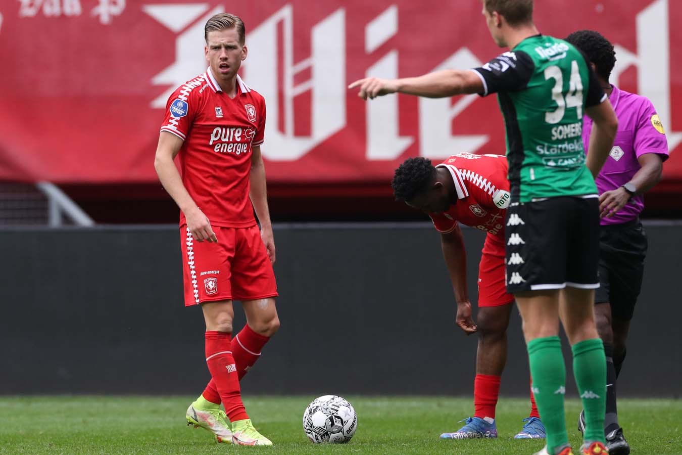 51892611 FC Twente