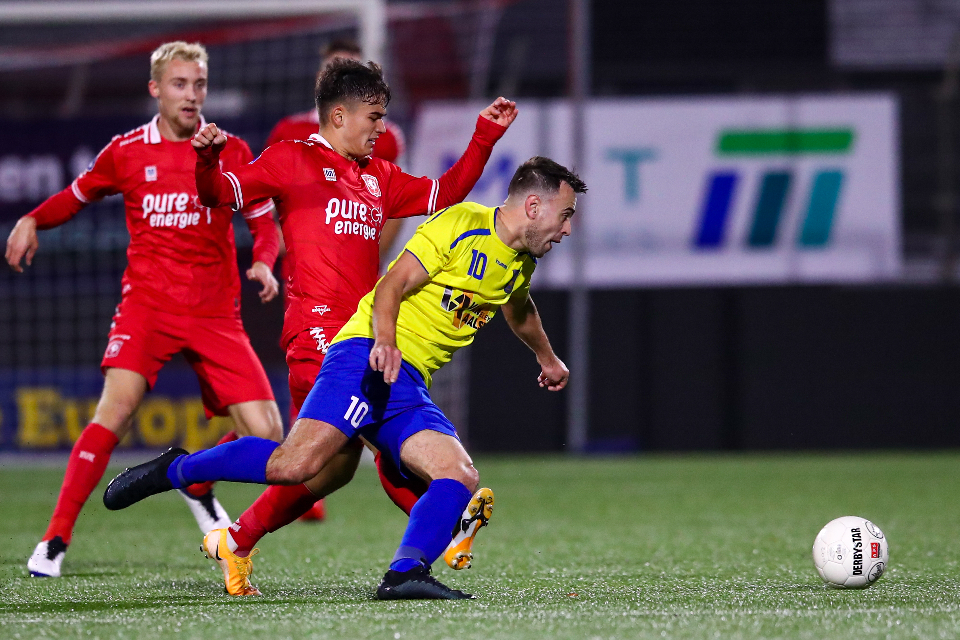 52157540 FC Twente
