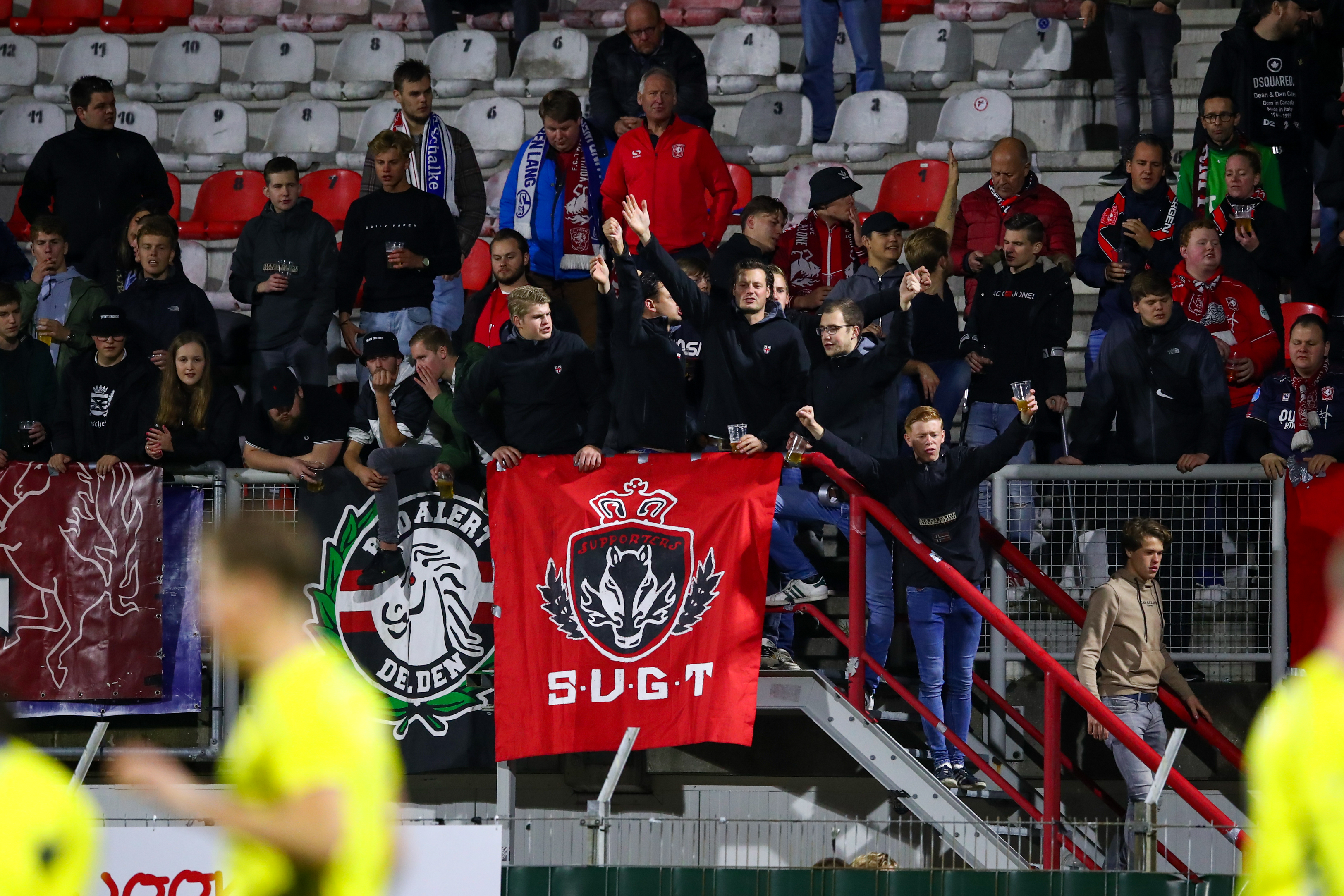 52158105 FC Twente v2
