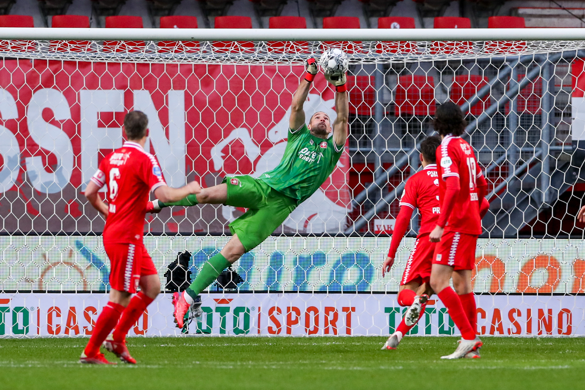 52565670 FC Twente