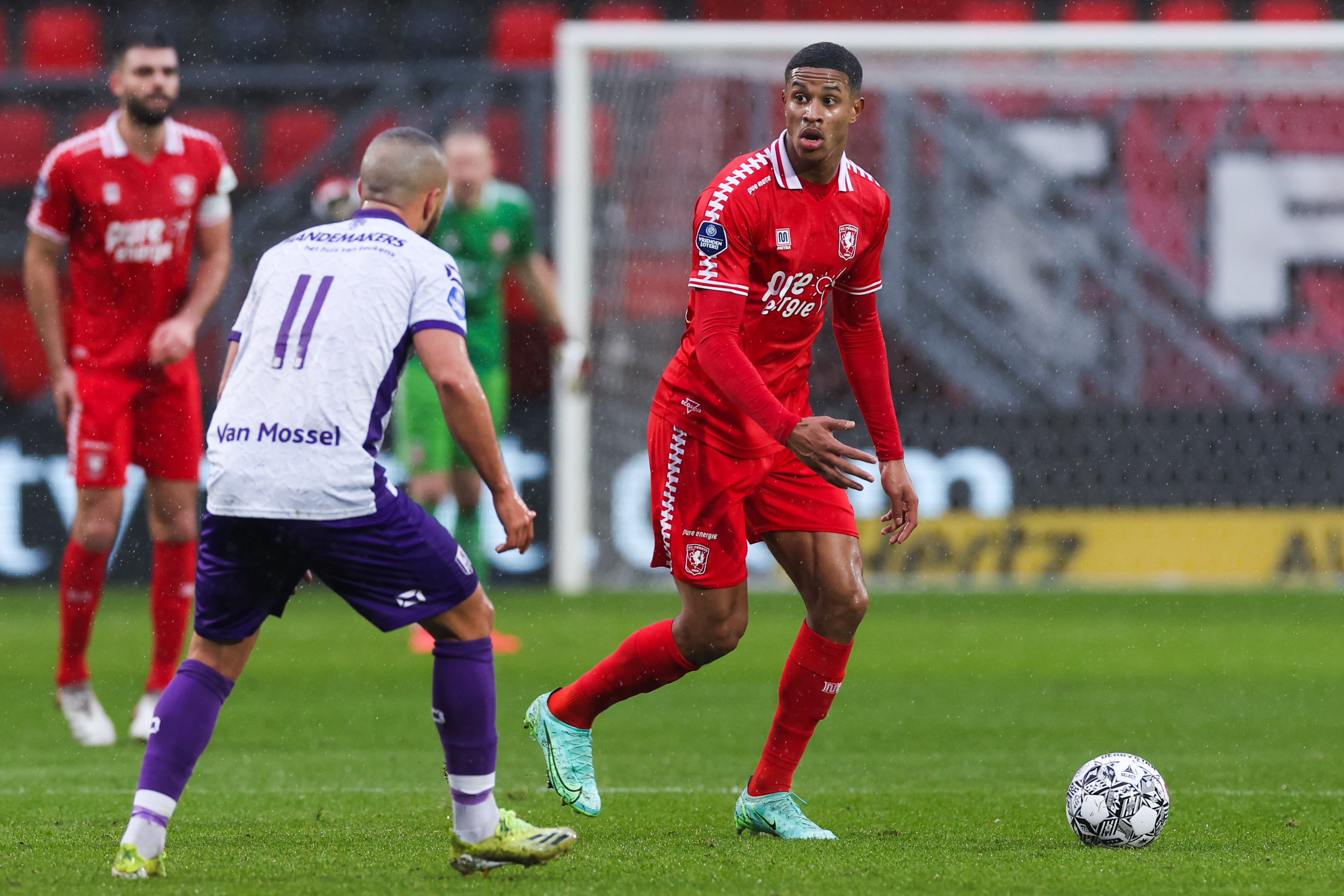 52741114 FC Twente v2