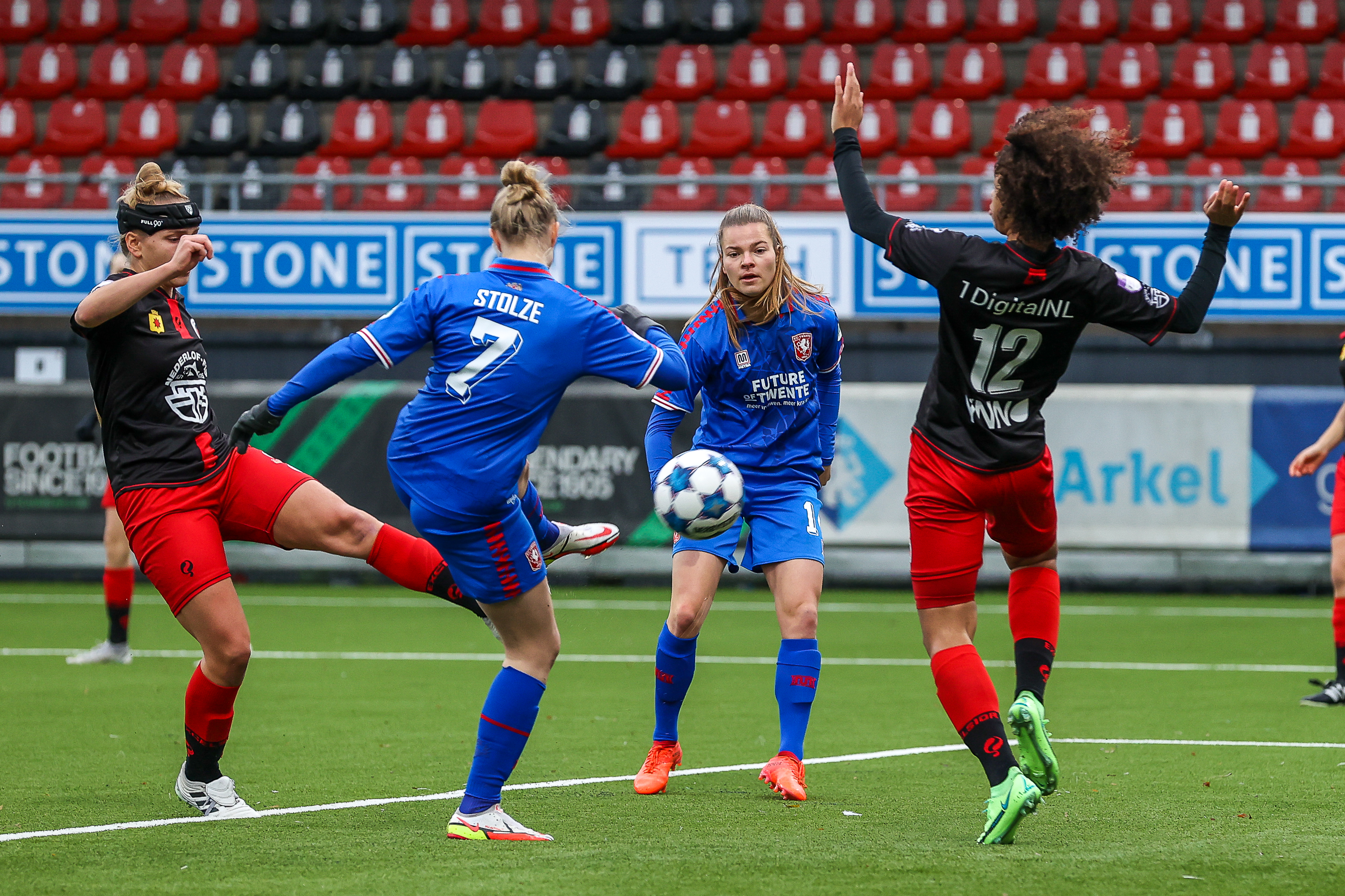 52824063 FC Twente