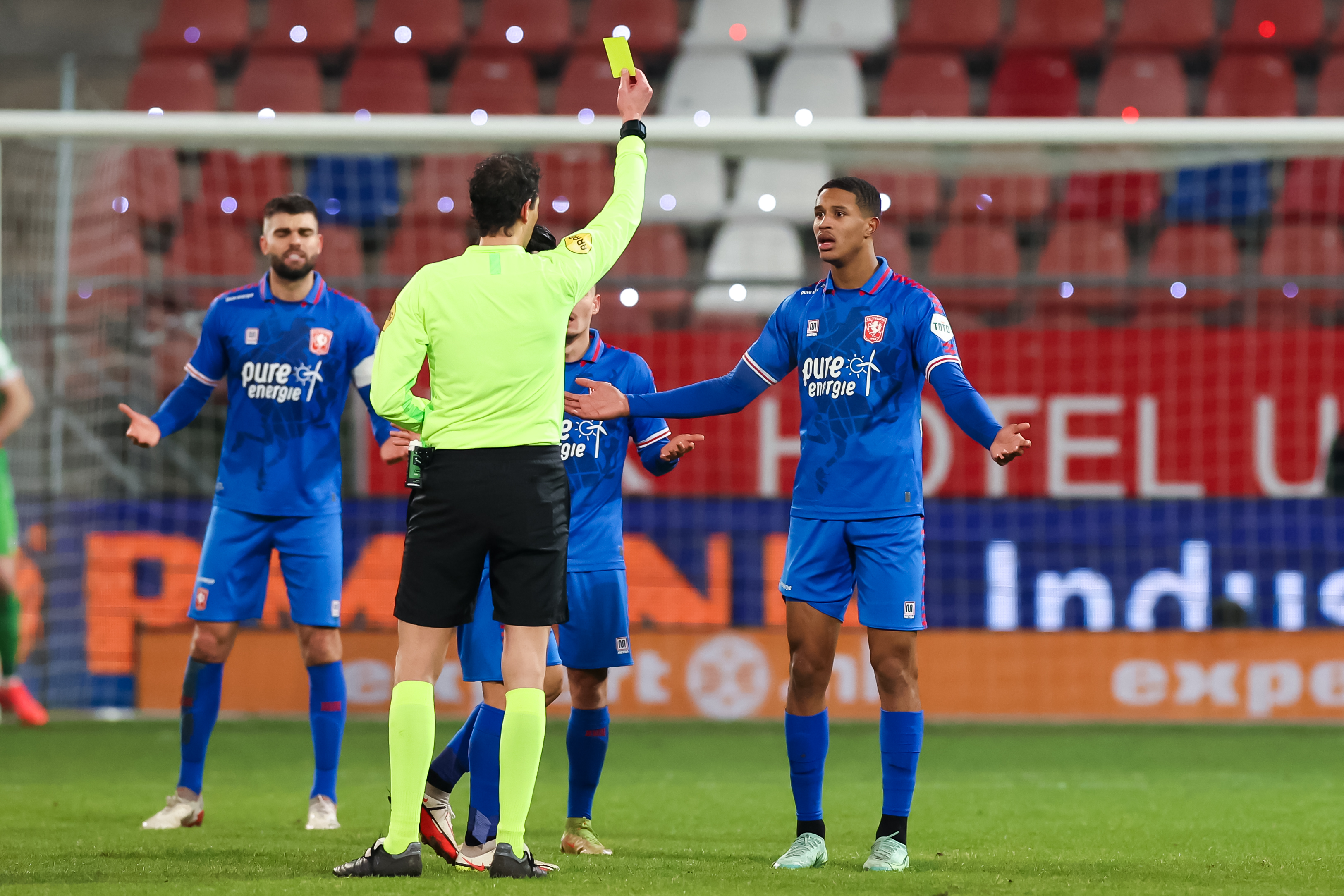 52851147 FC Twente