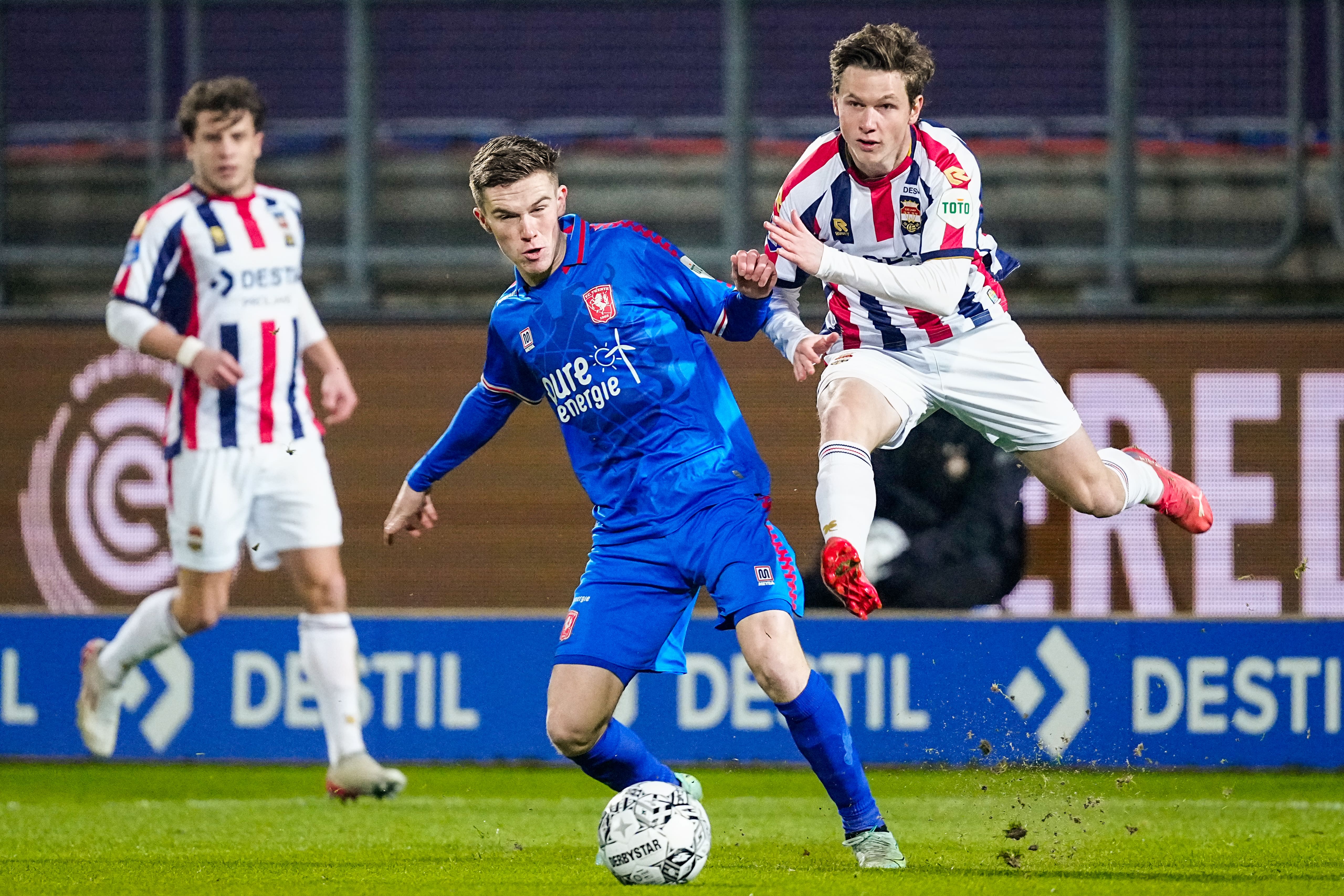 53103209 FC Twente min