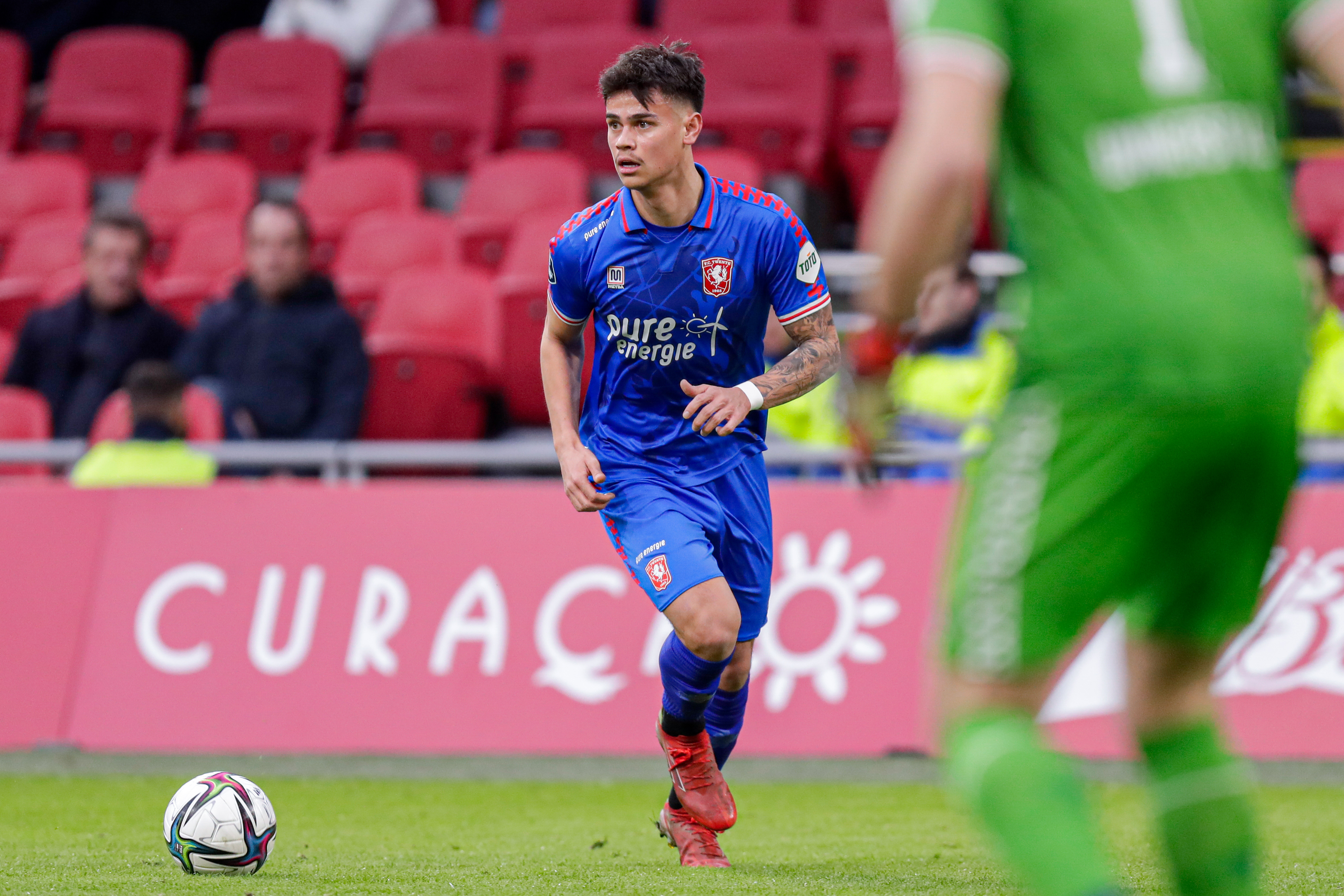 53350706 FC Twente v3