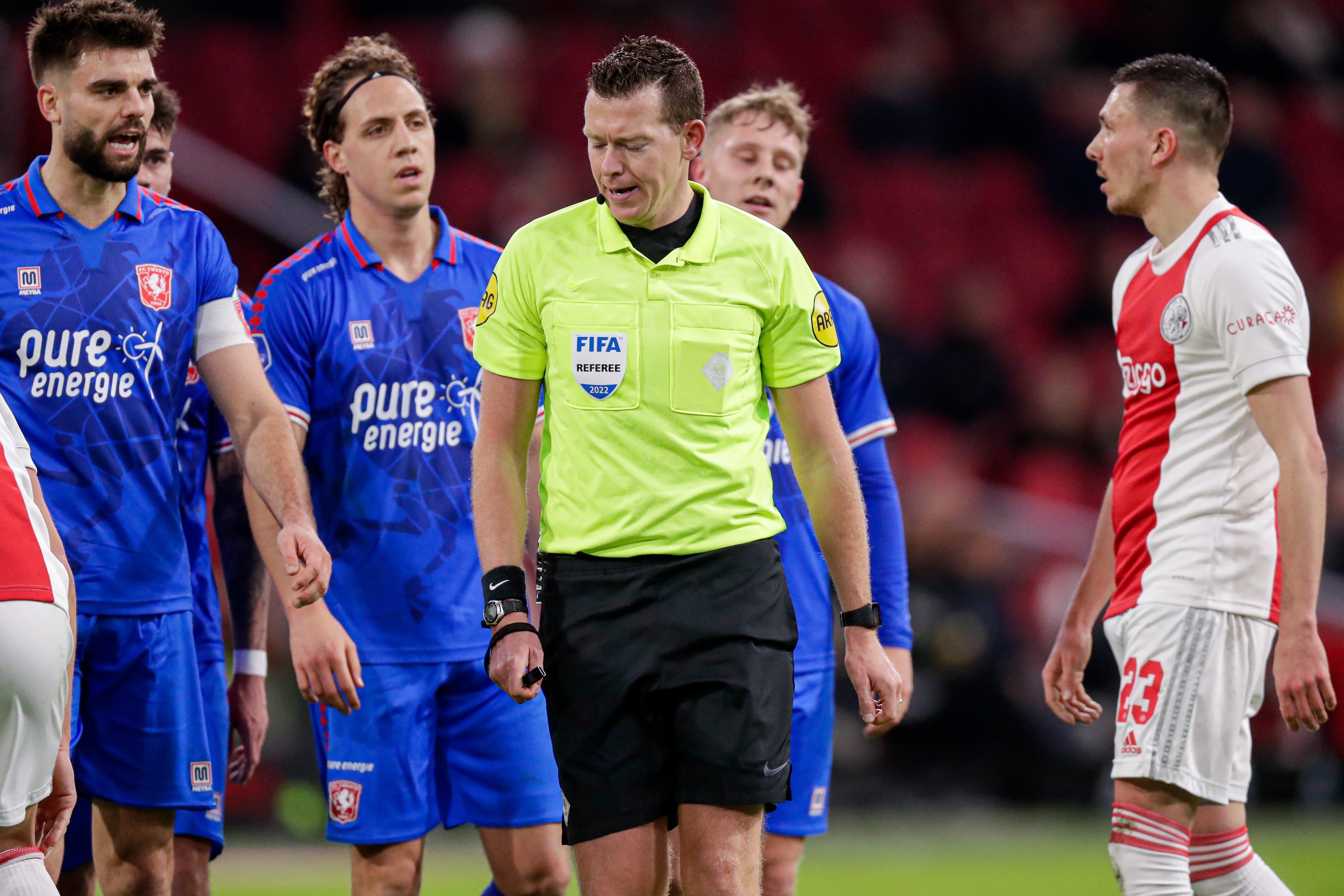 53352582 FC Twente