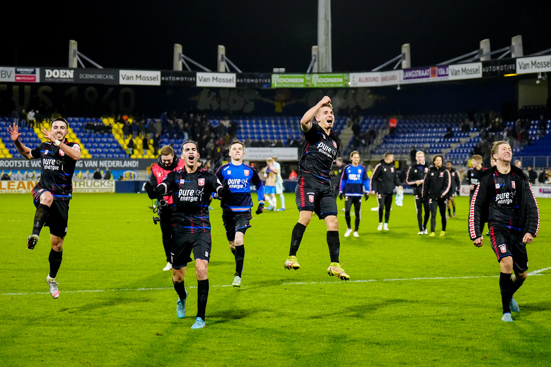 53492276 FC Twente