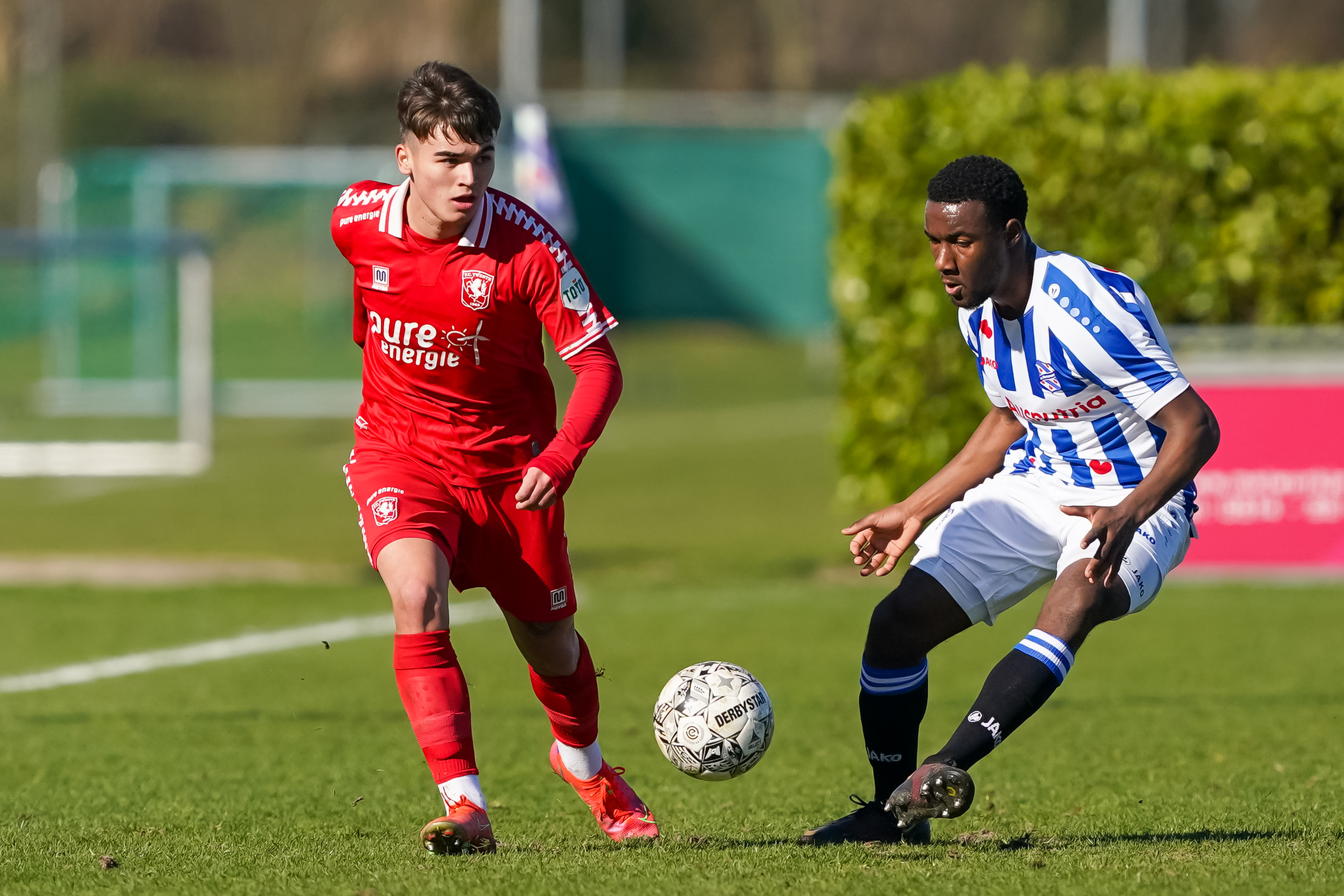 53533756 FC Twente