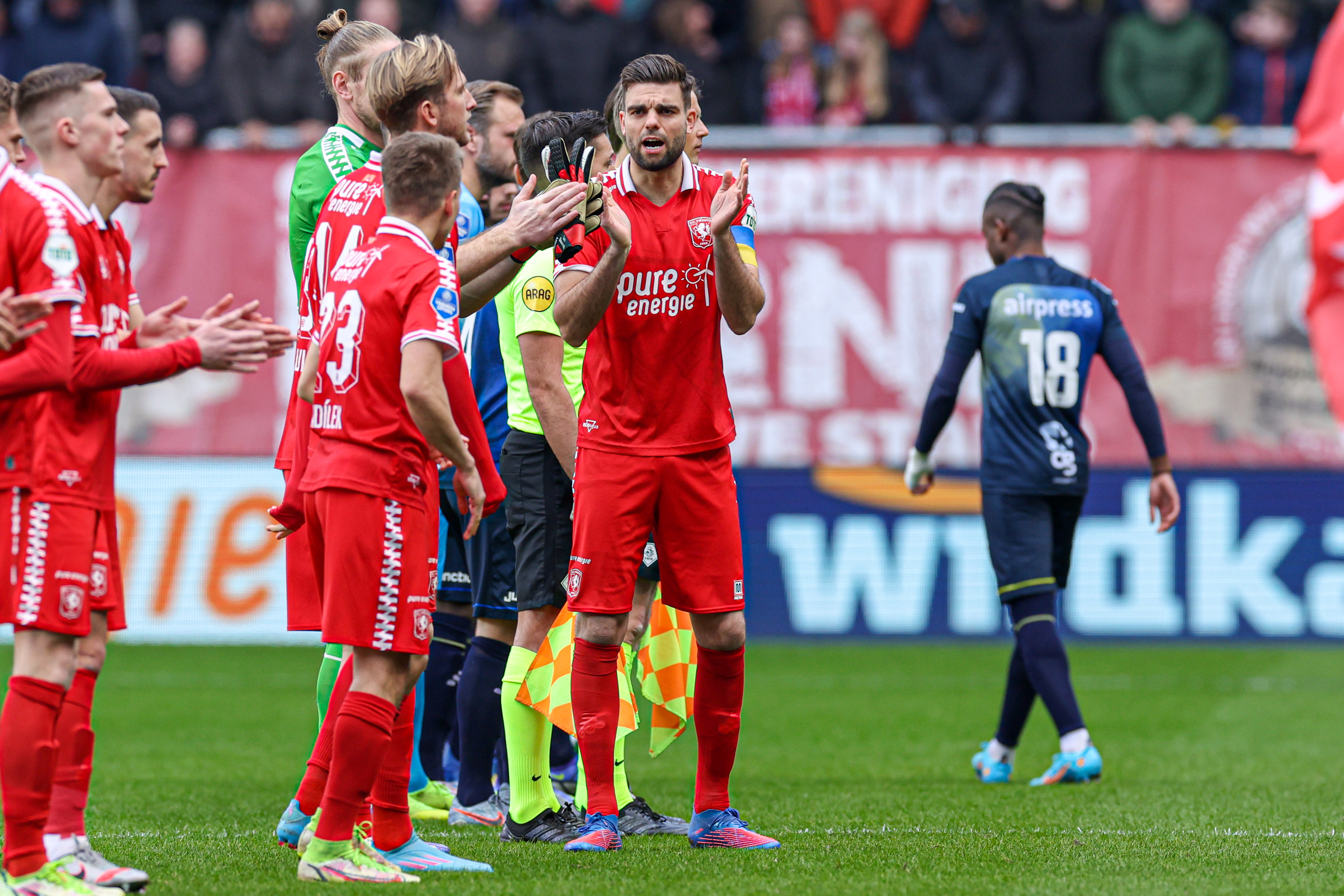 53618887 FC Twente