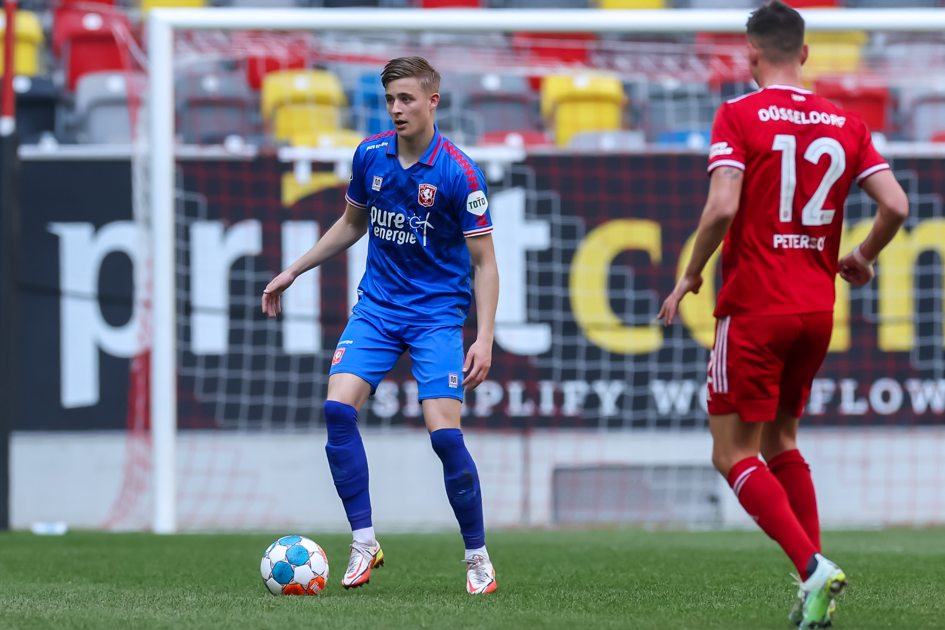 53872029 FC Twente