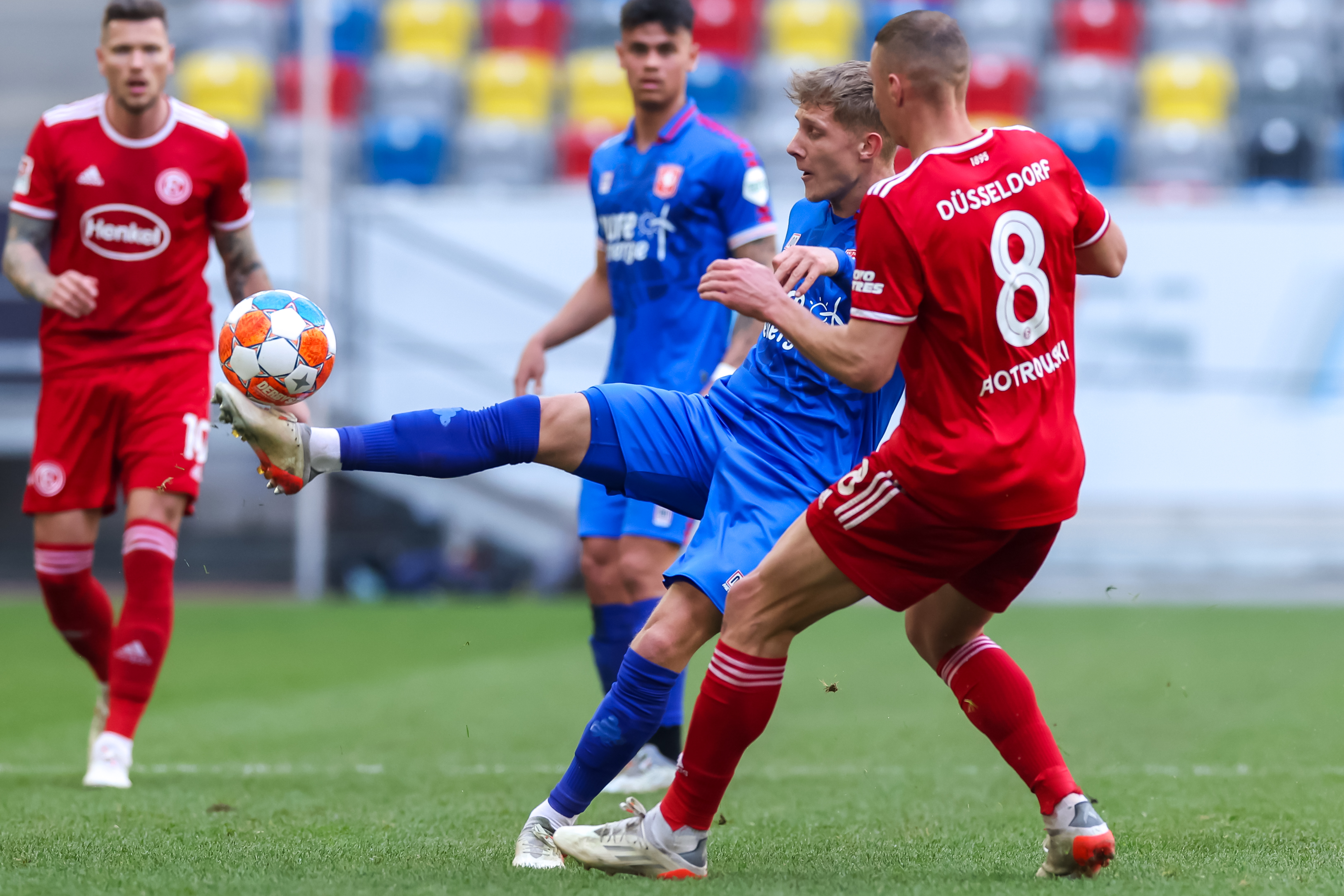53872030 FC Twente
