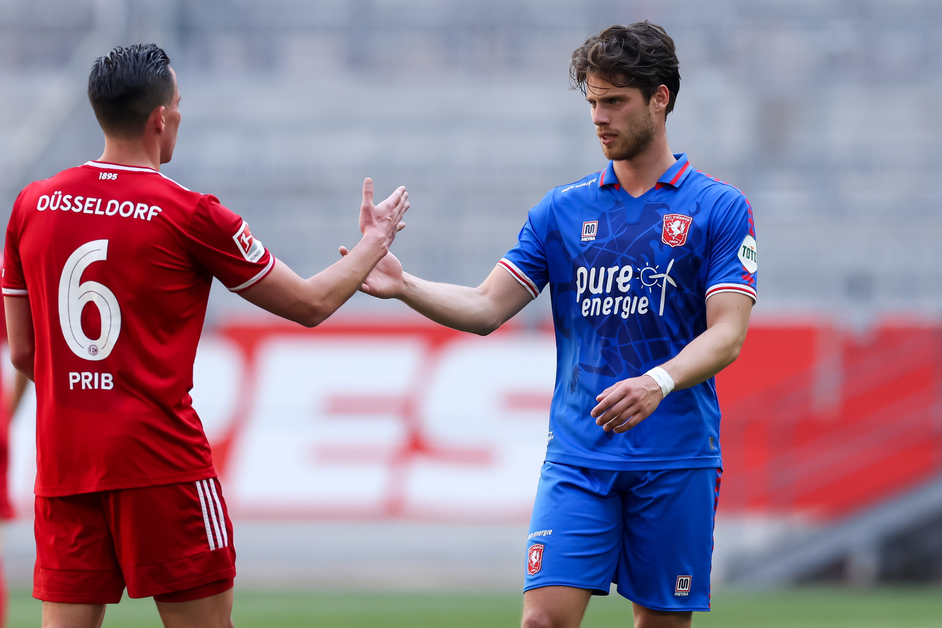 53872660 FC Twente
