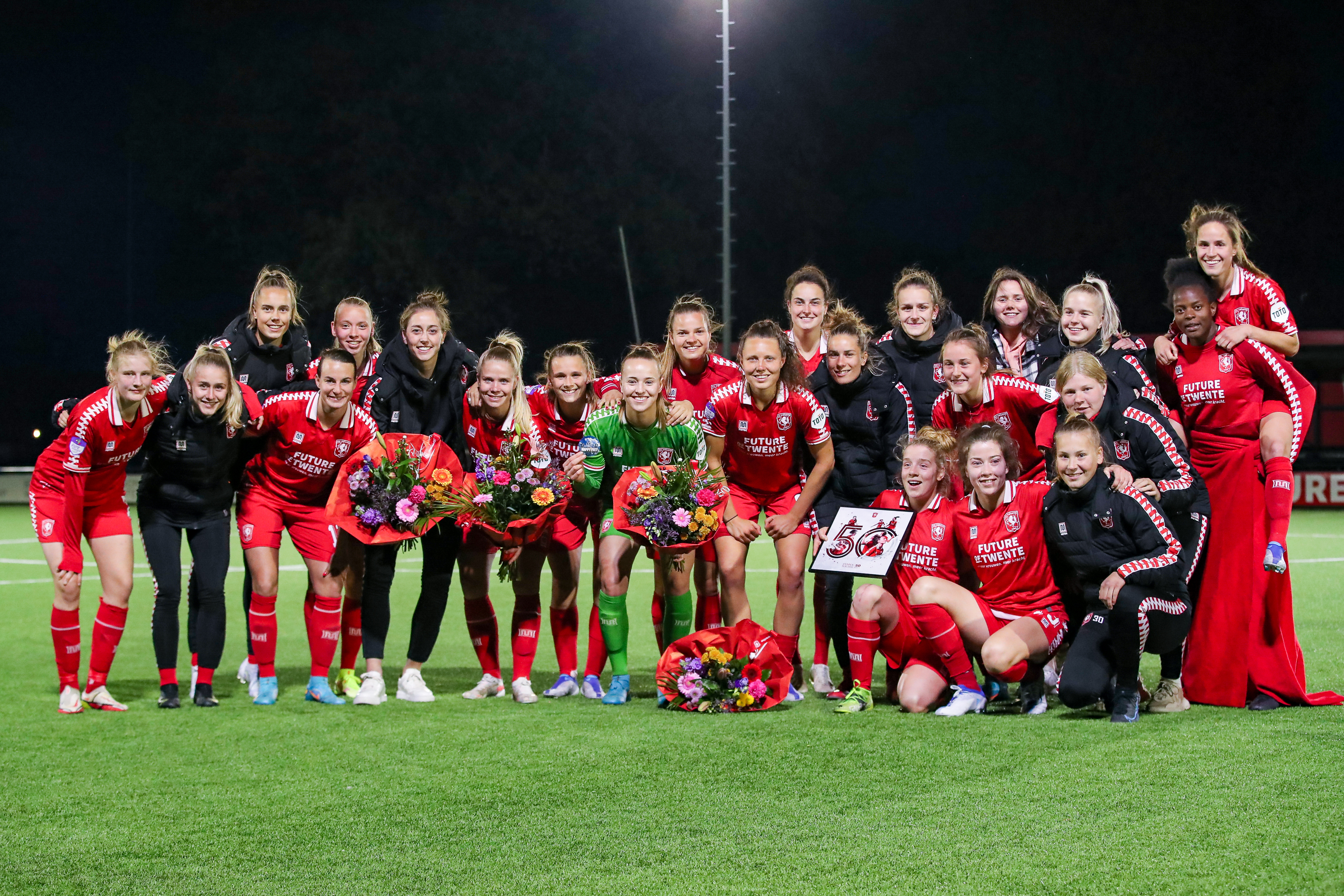 54247498 FC Twente