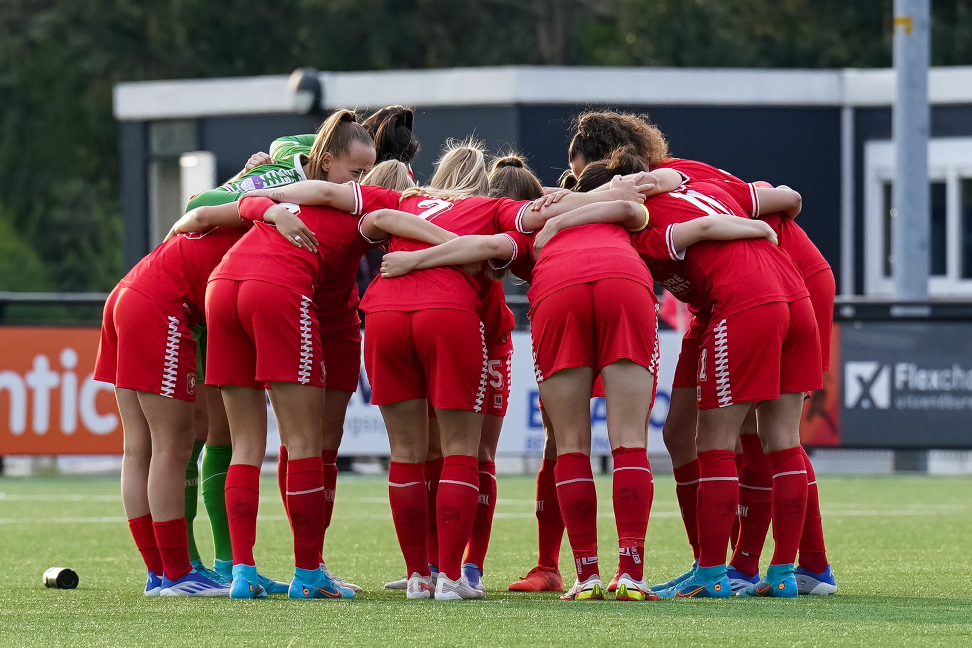 54329777 FC Twente