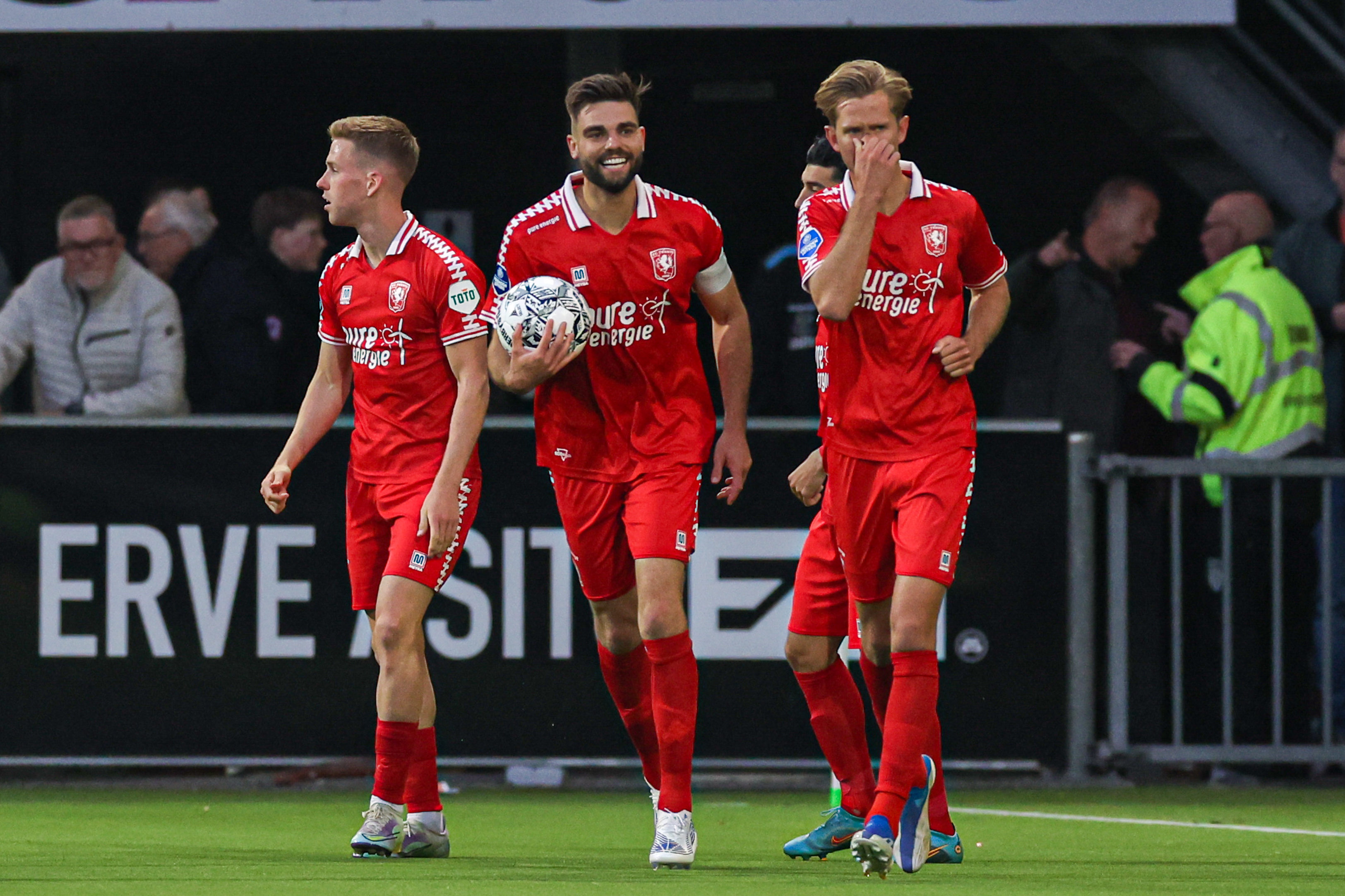 54343890 FC Twente