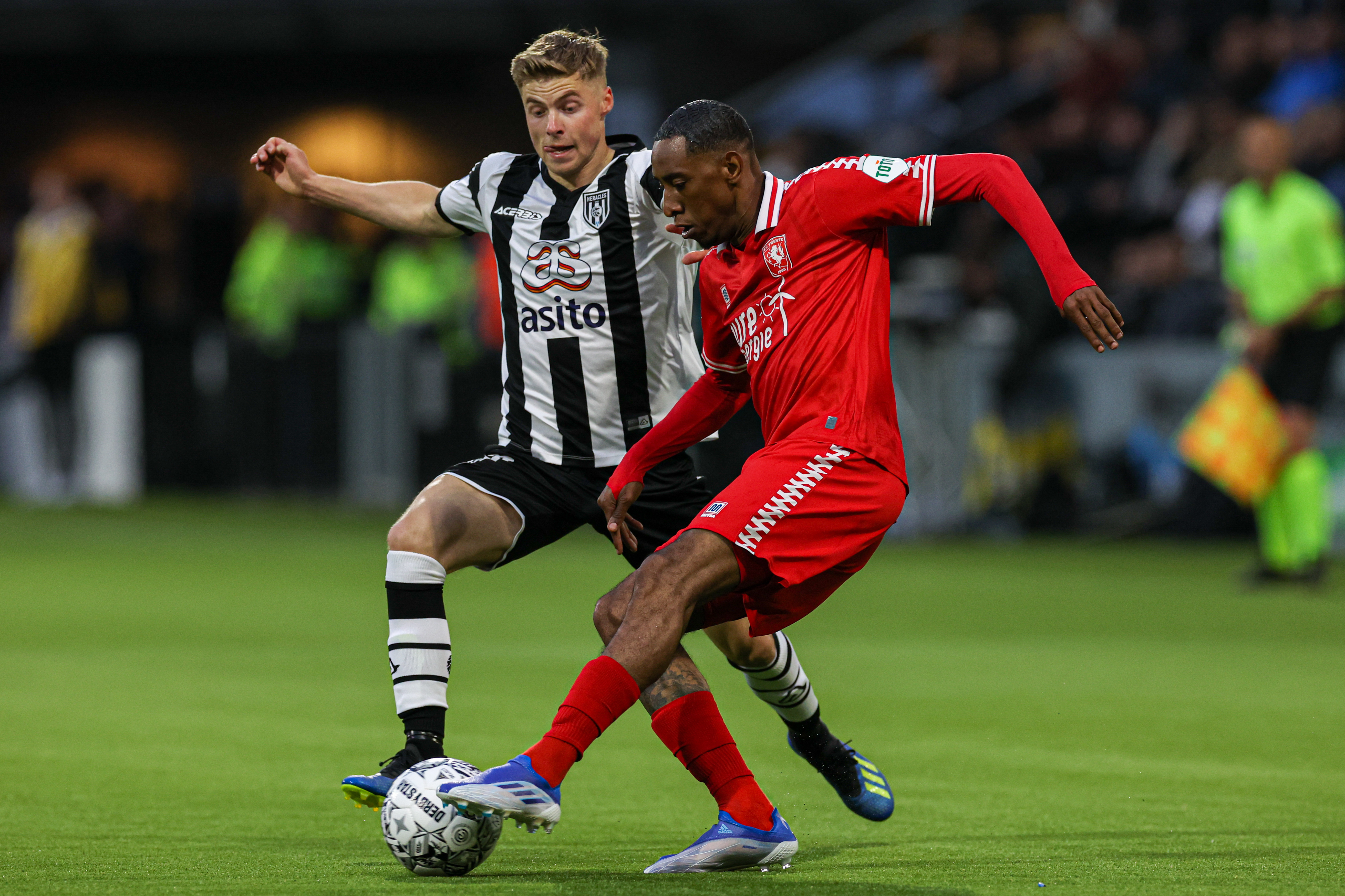 54343912 FC Twente