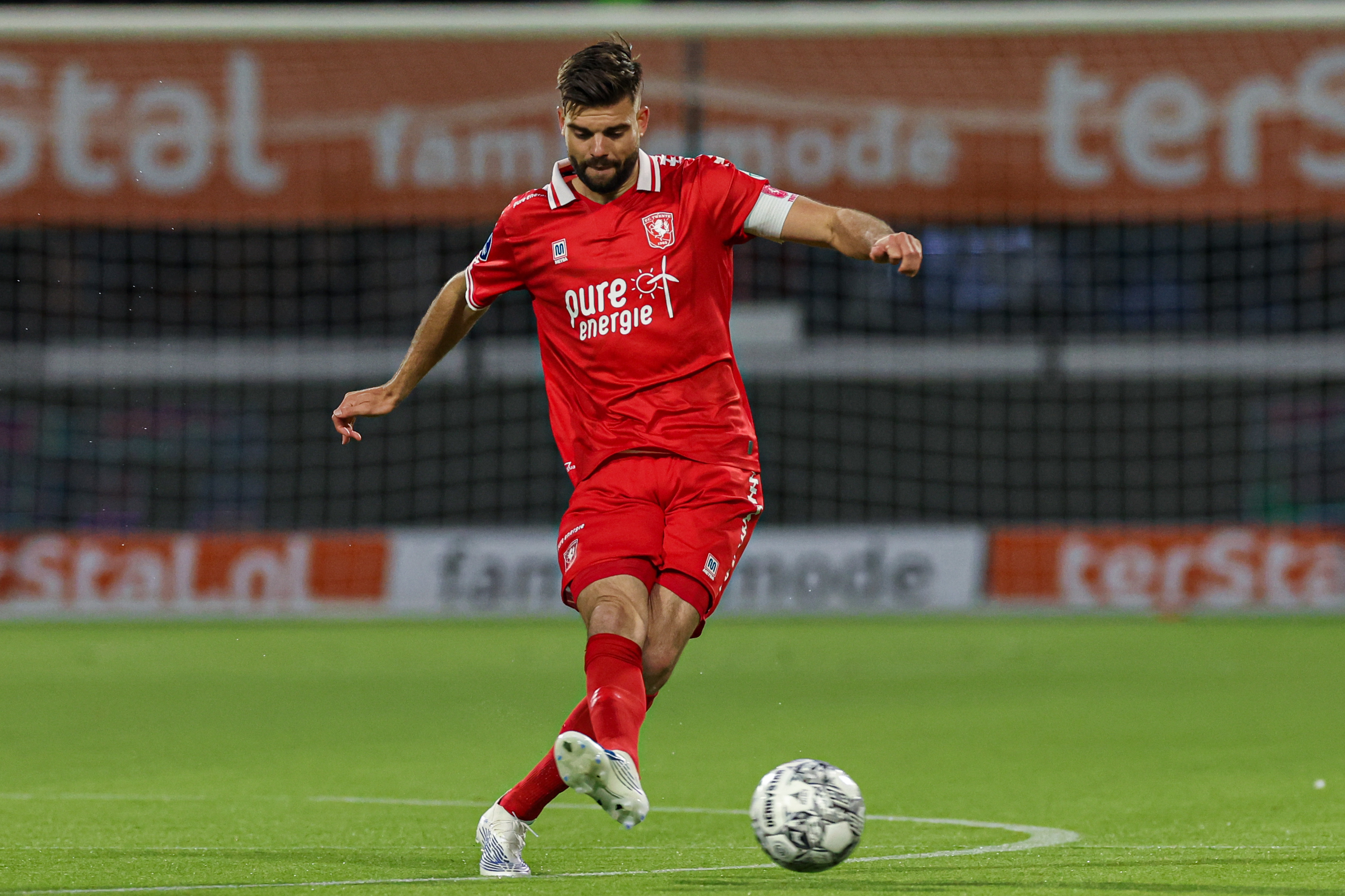 54344242 FC Twente
