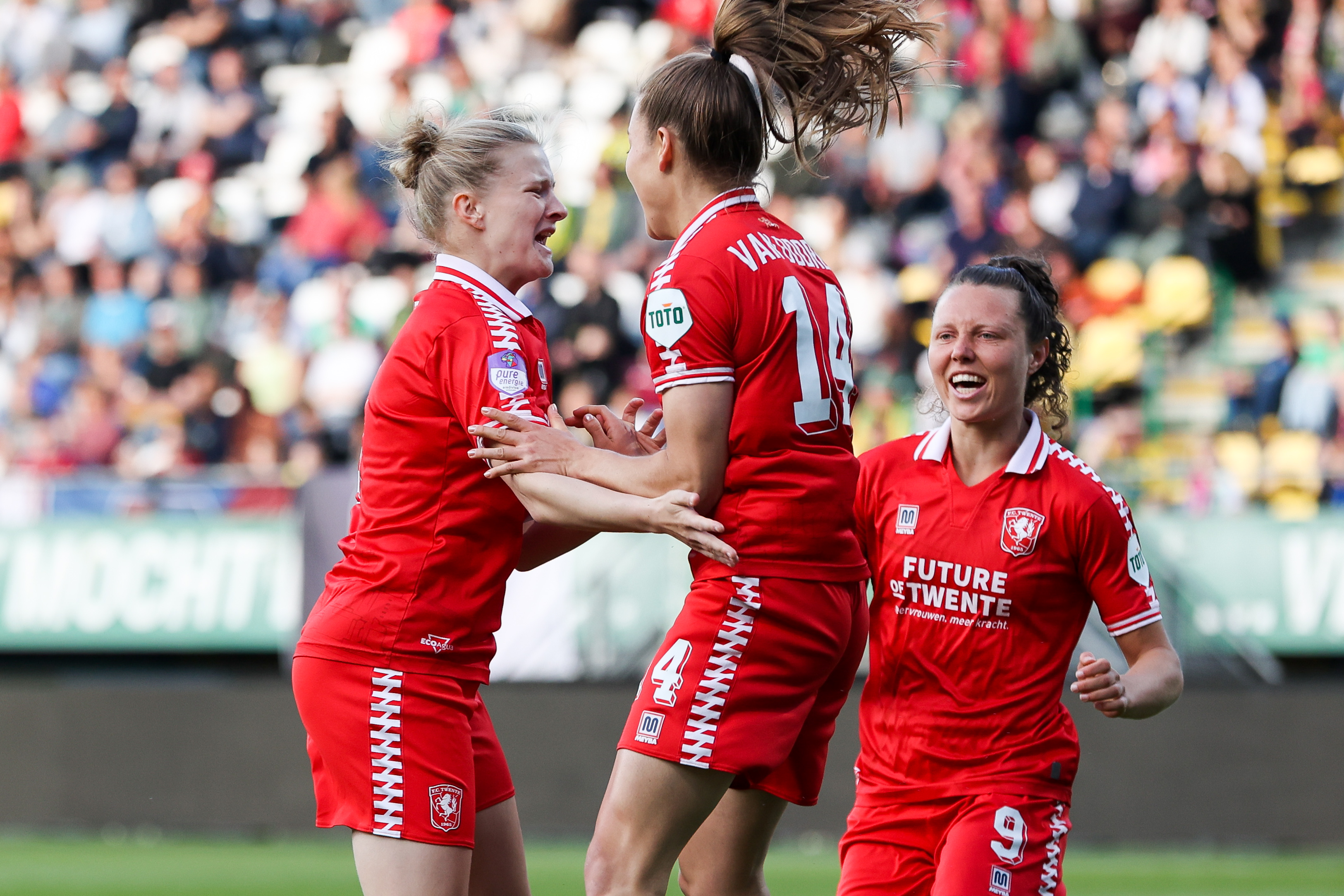 54418249 FC Twente
