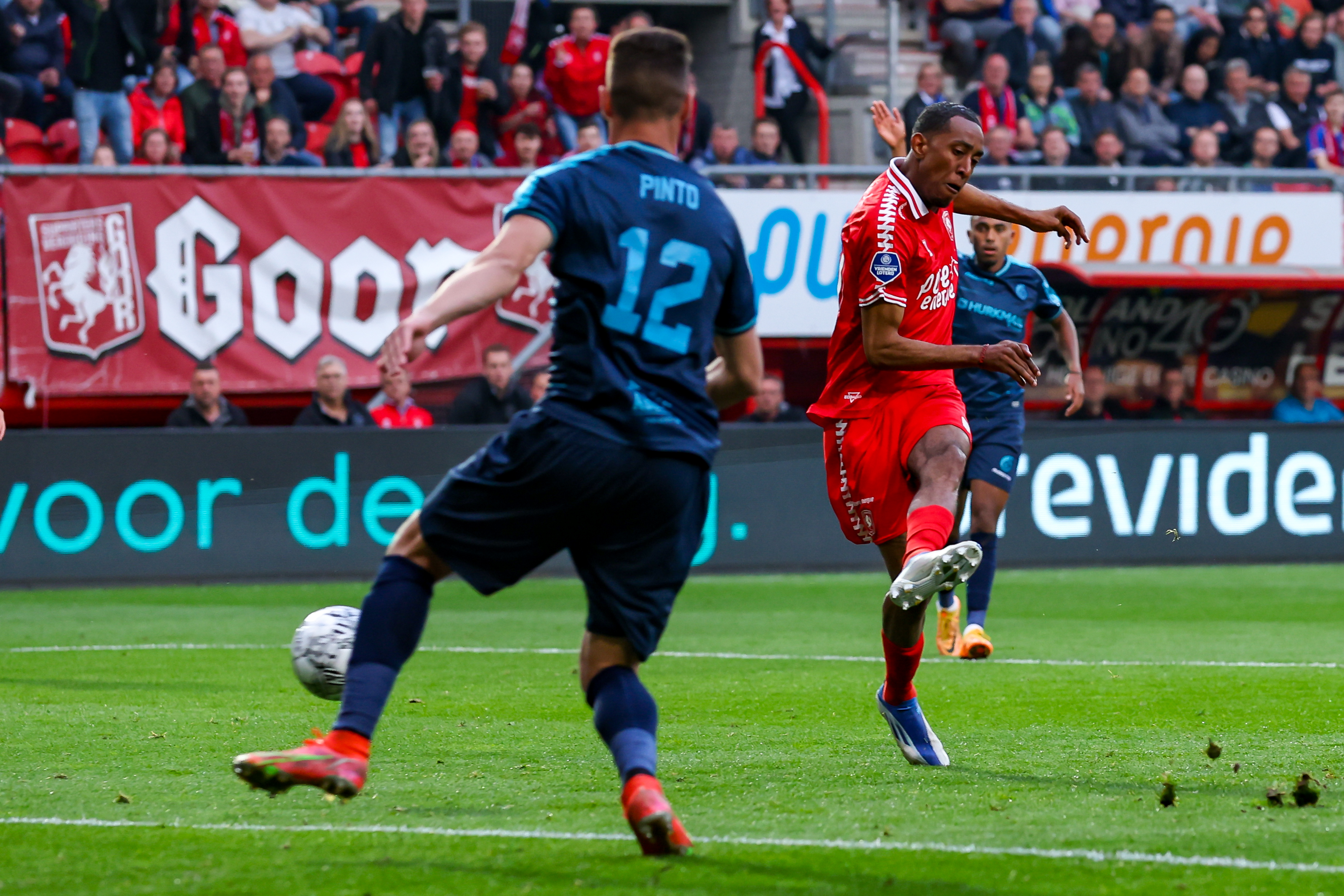 54434312 FC Twente