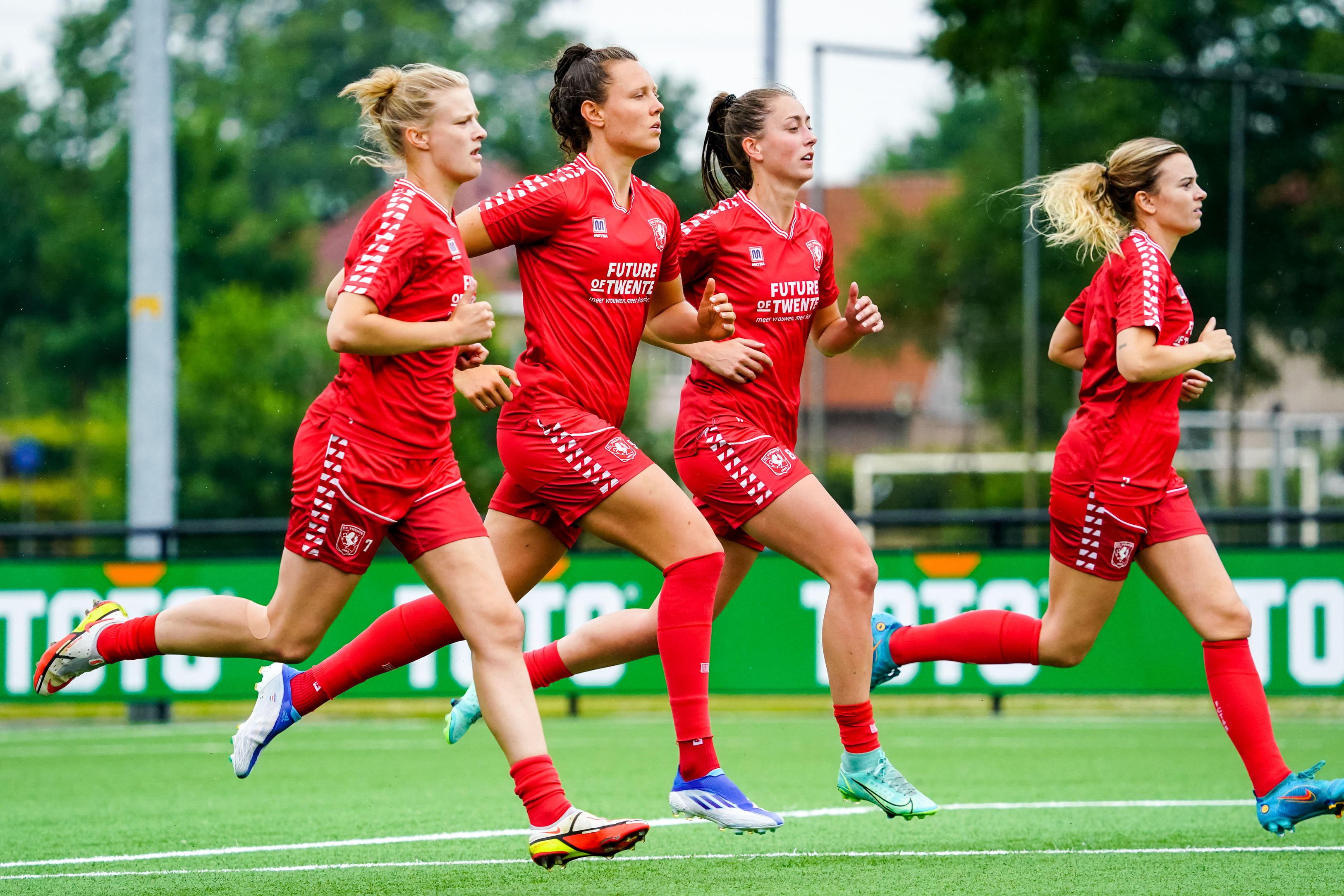 55146927 FC Twente