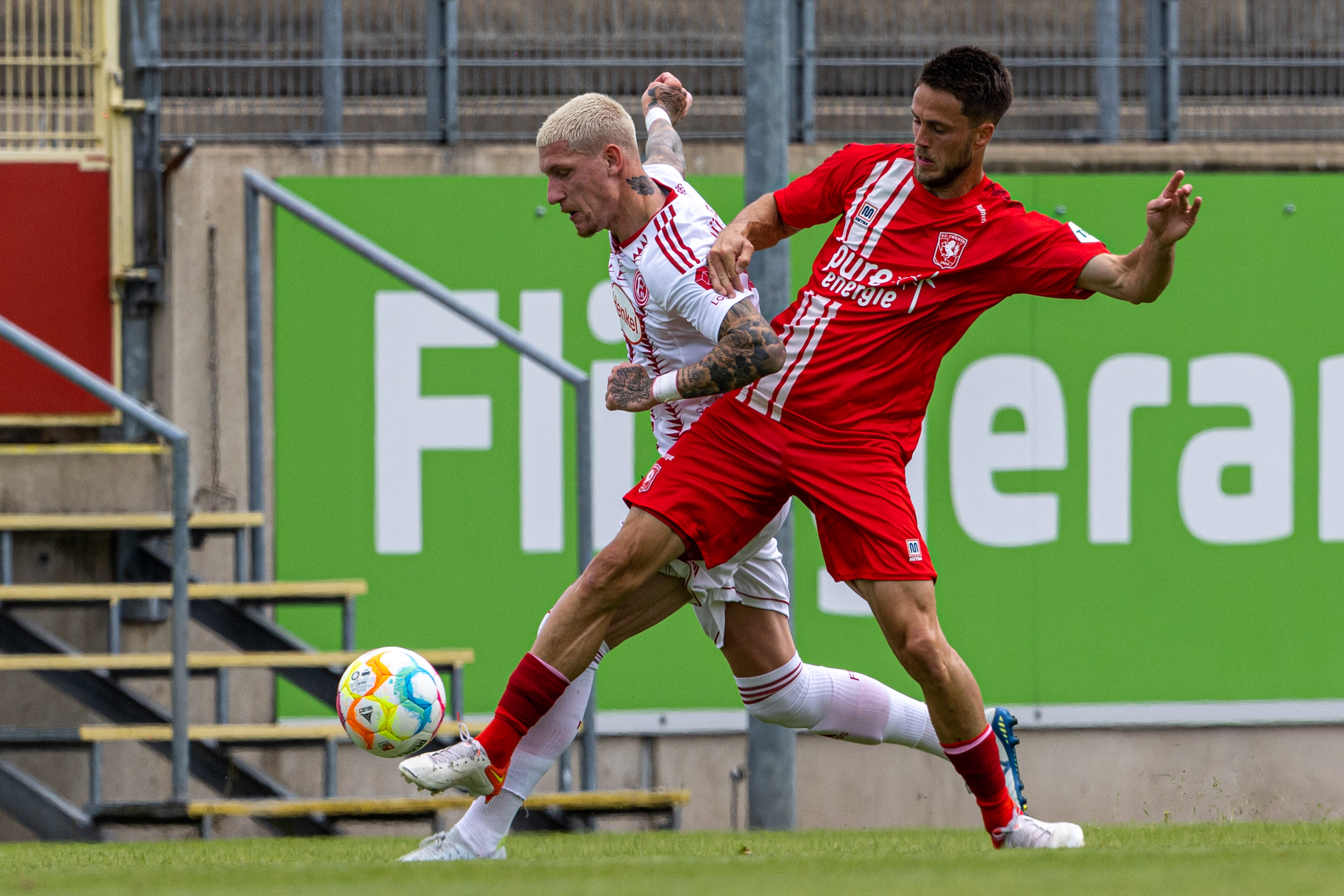 55288100 FC Twente