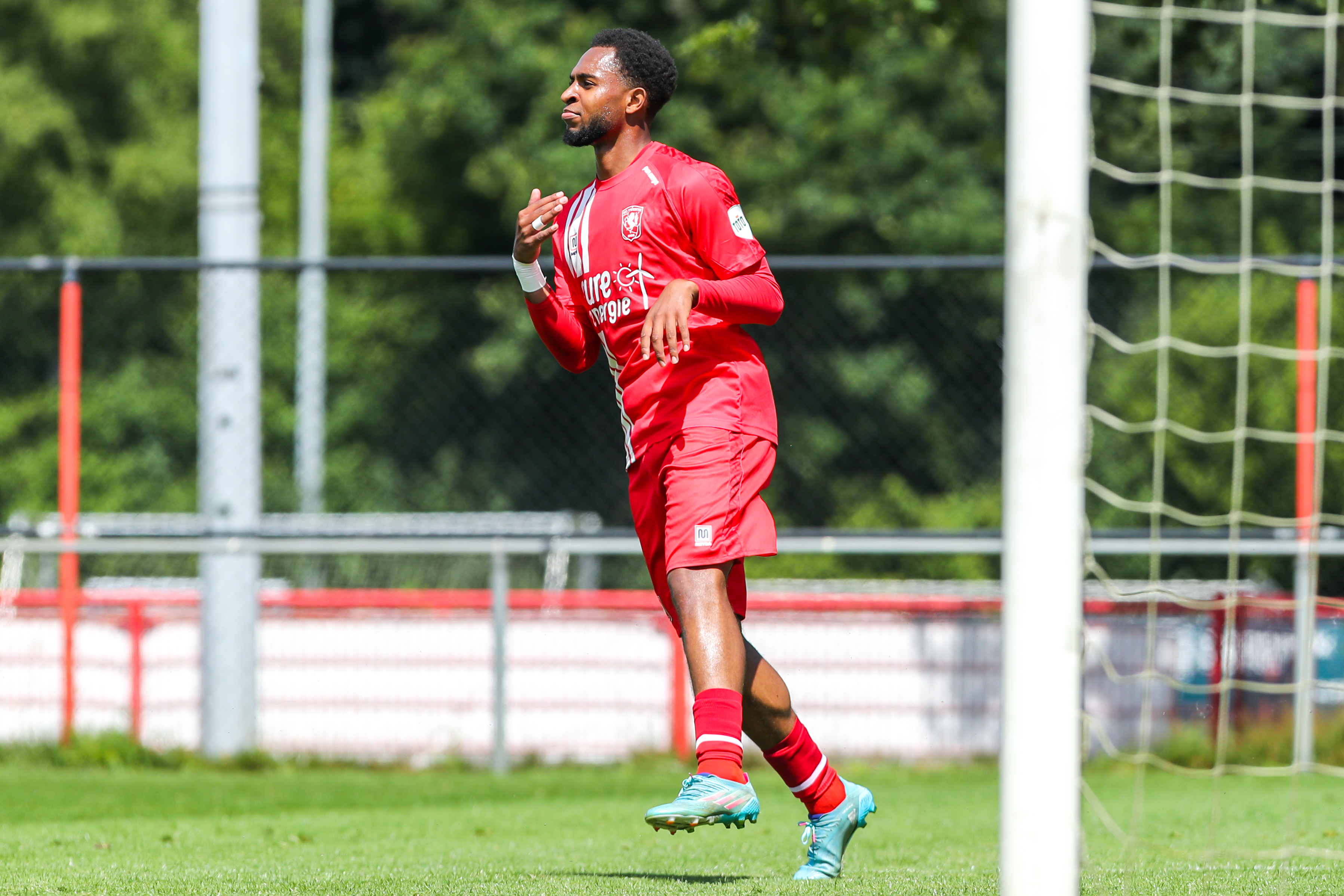 55385710 FC Twente