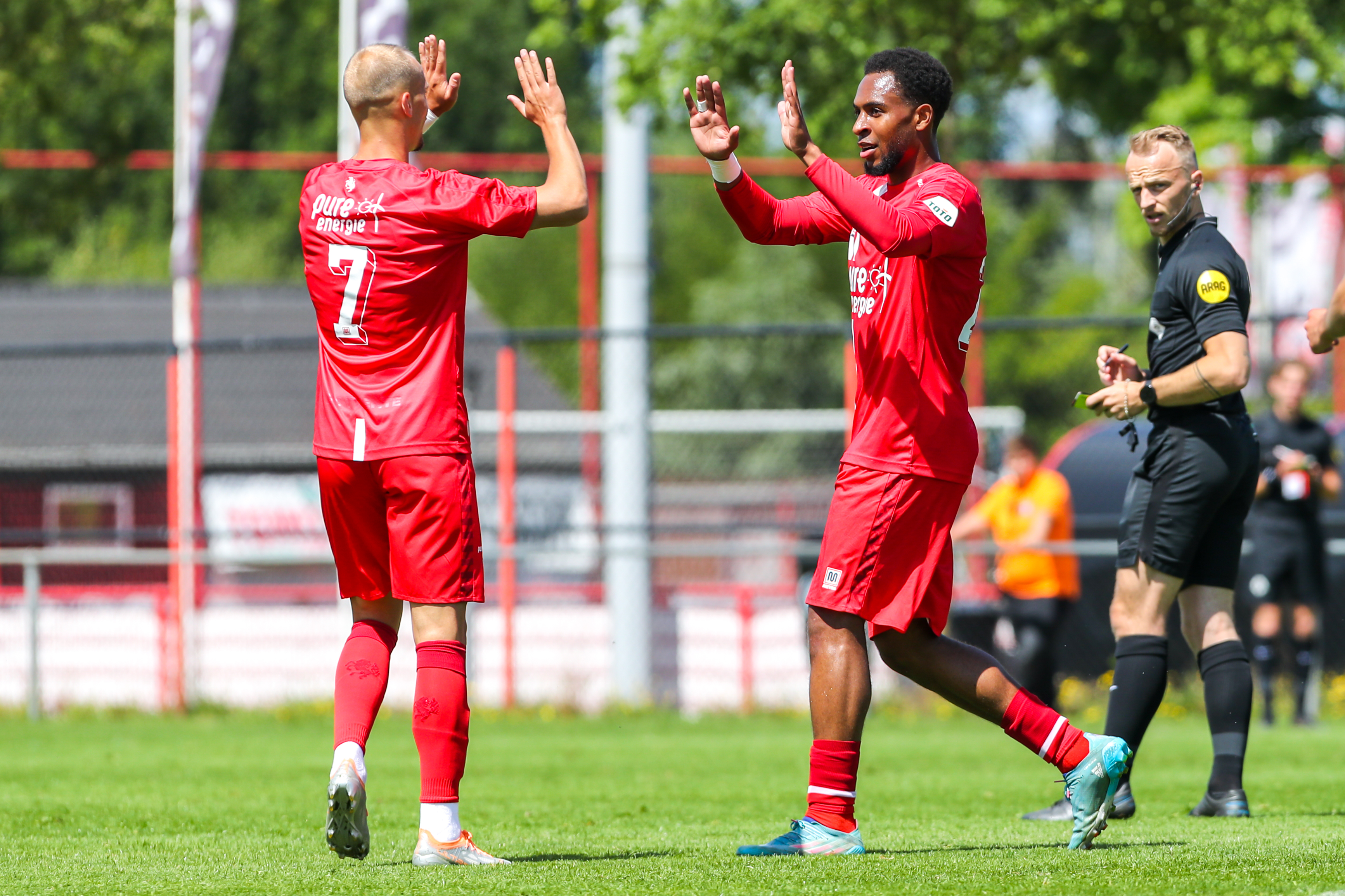 55385711 FC Twente