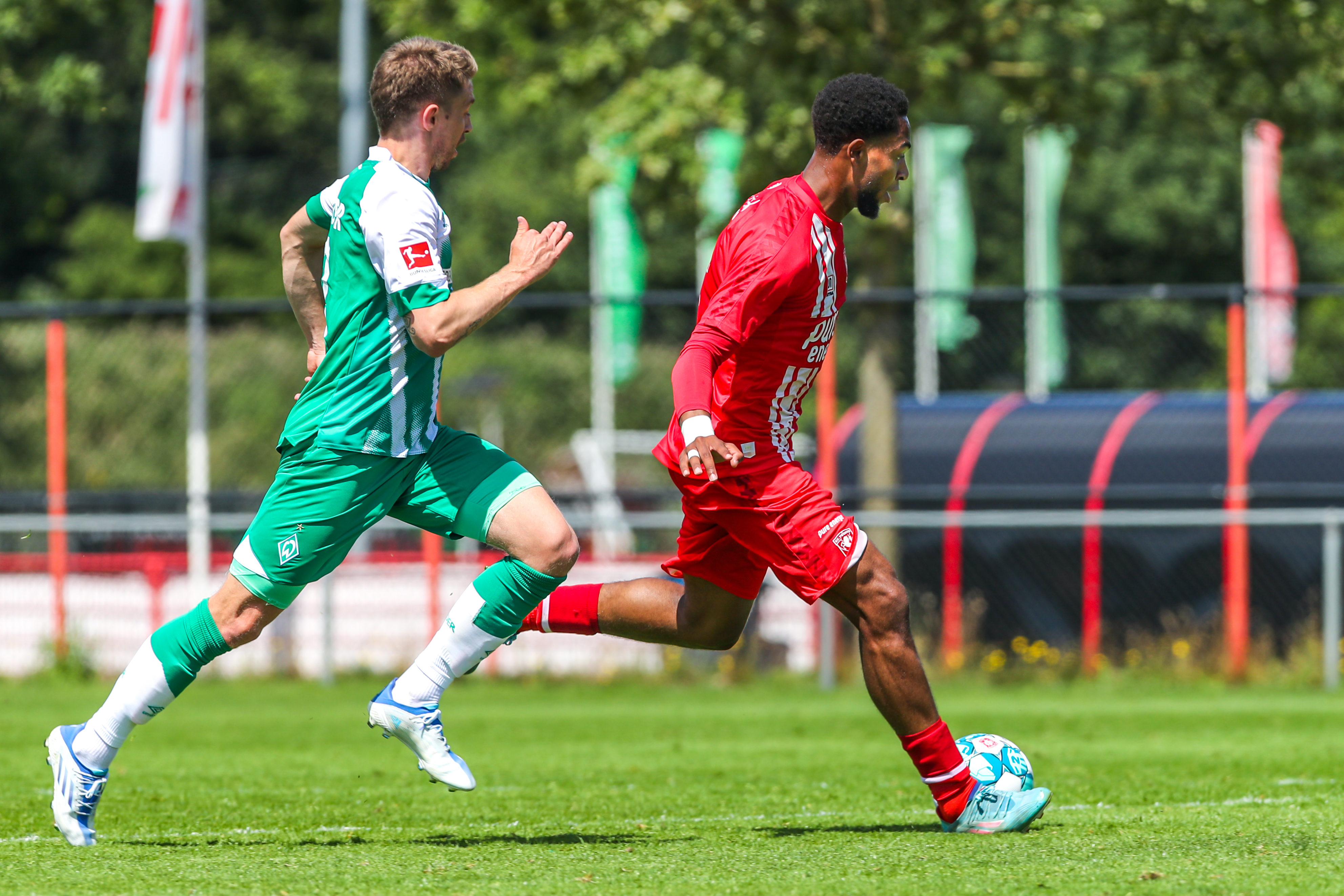 55385713 FC Twente