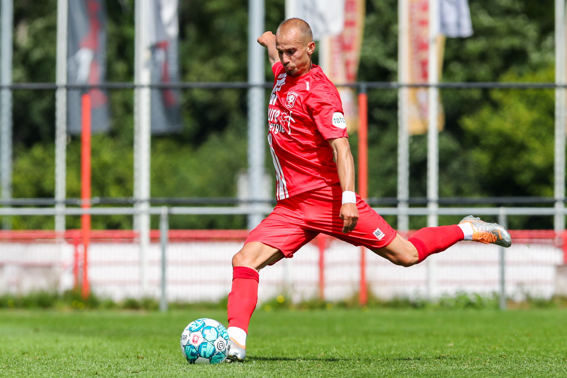 55387025 FC Twente