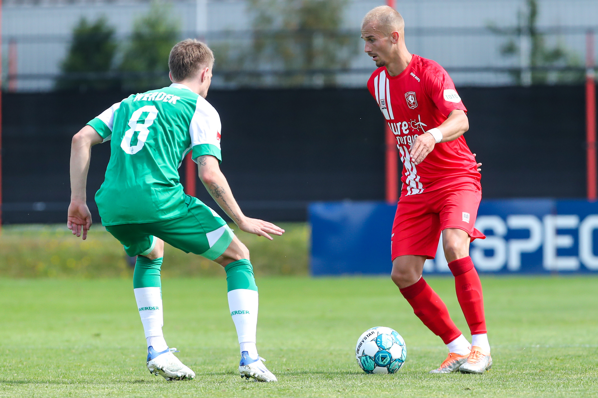 55387032 FC Twente