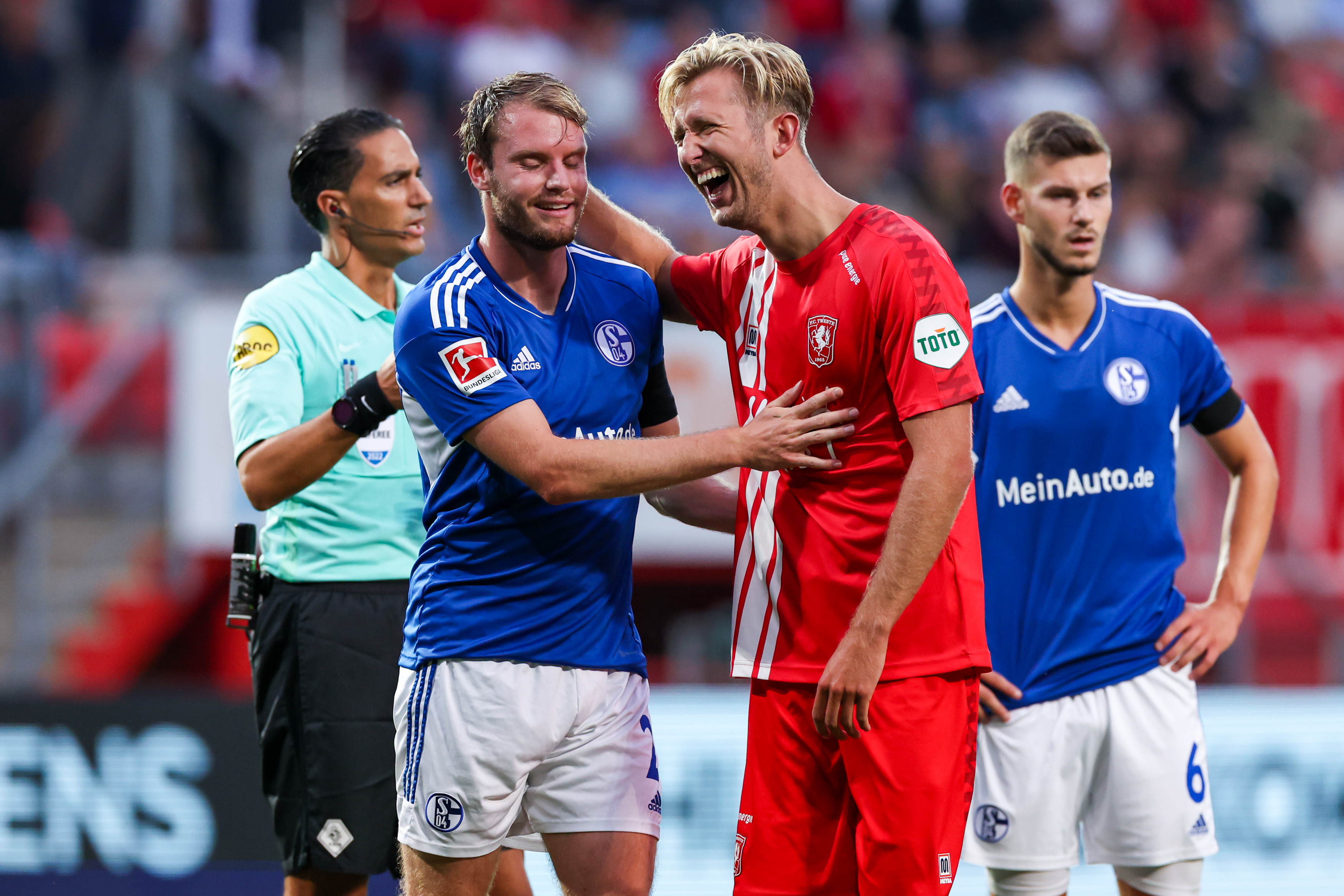 55468255 FC Twente