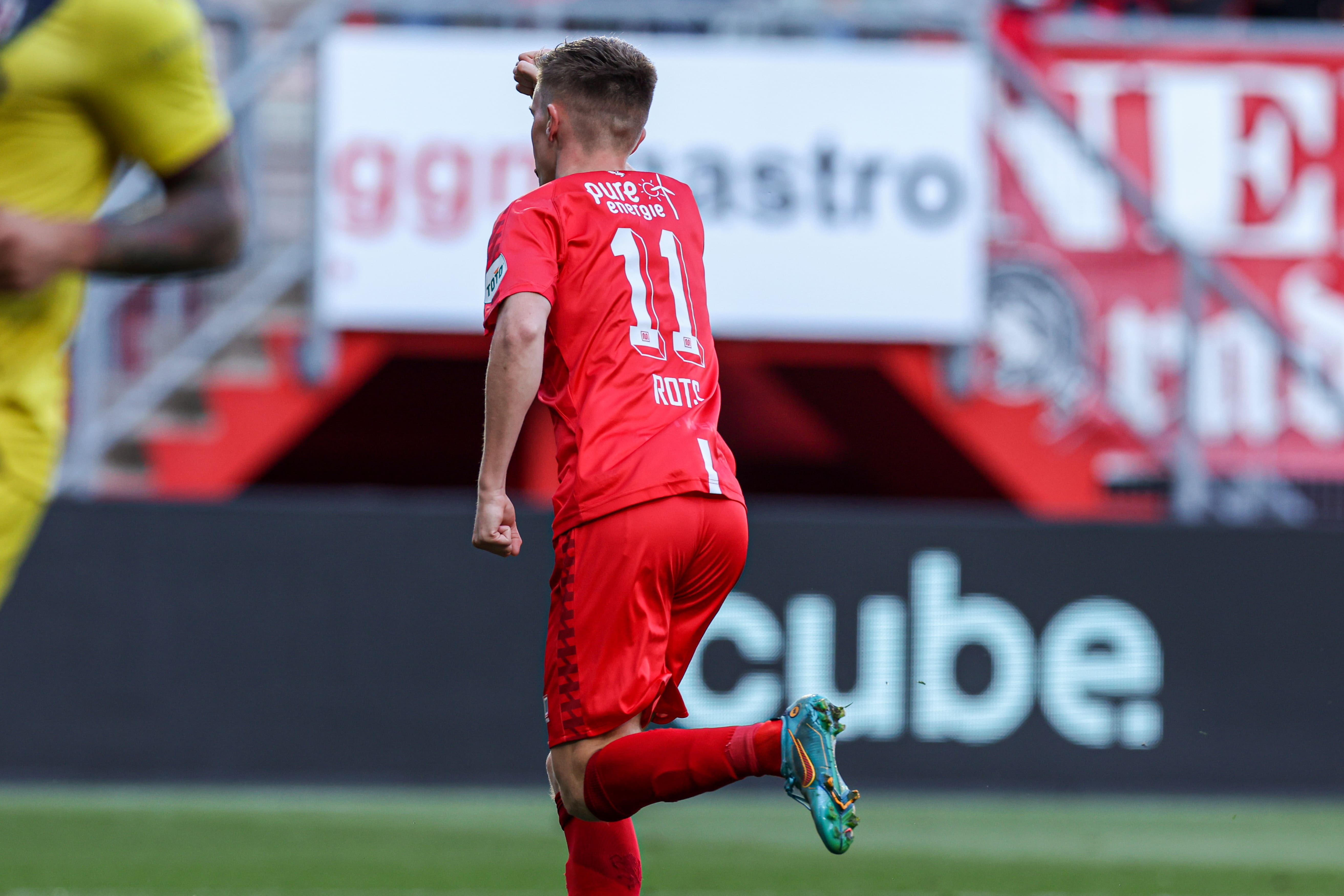 55543664 FC Twente min
