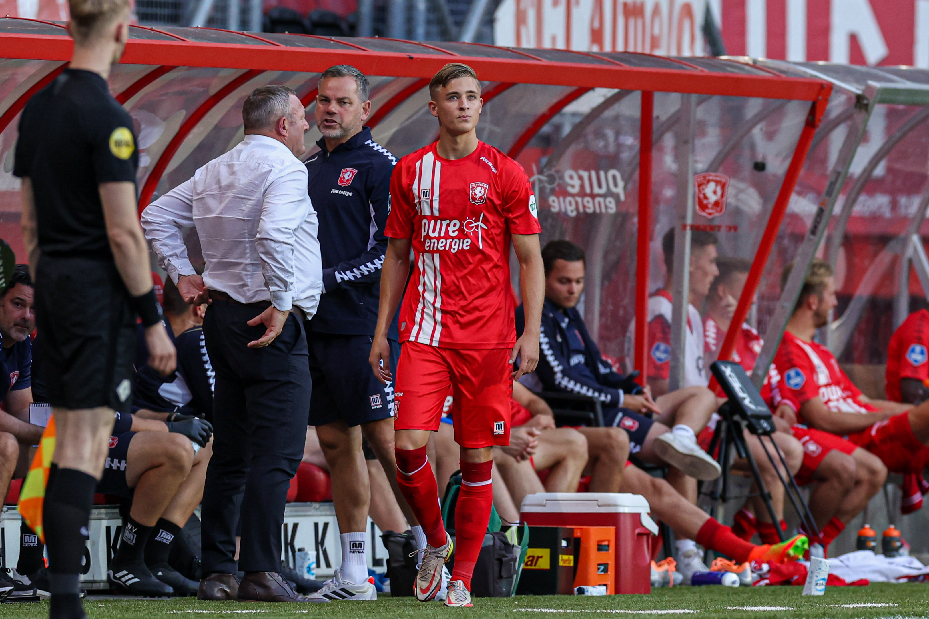 55544899 FC Twente