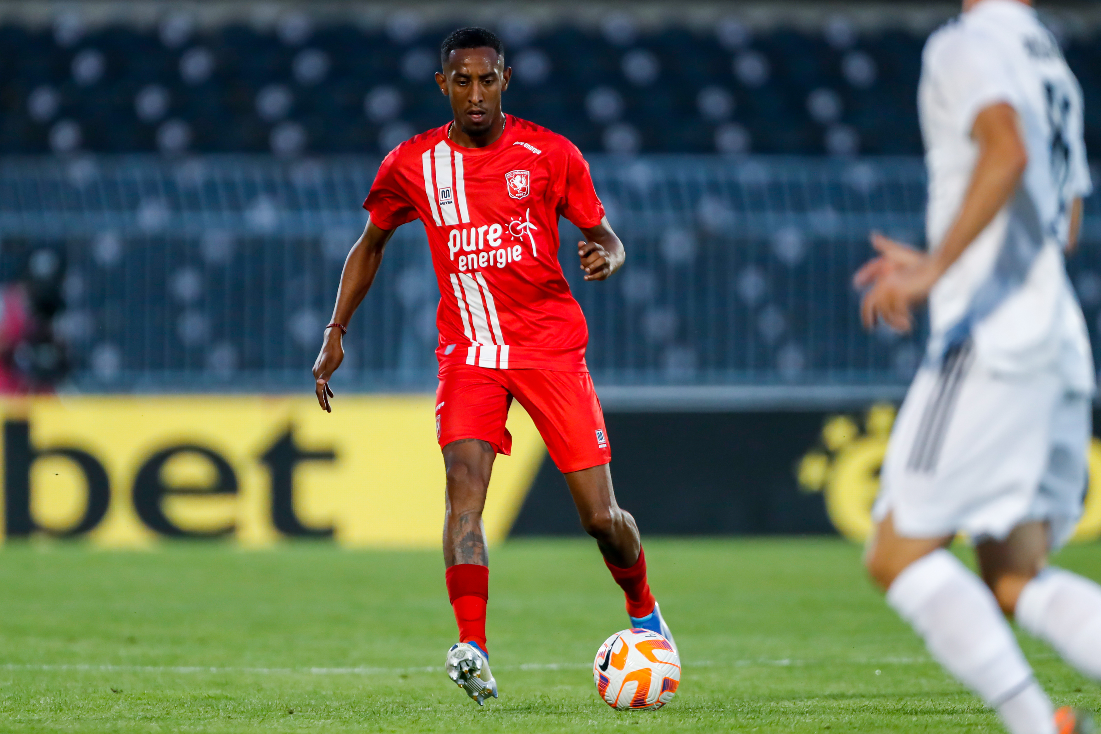 55608761 FC Twente