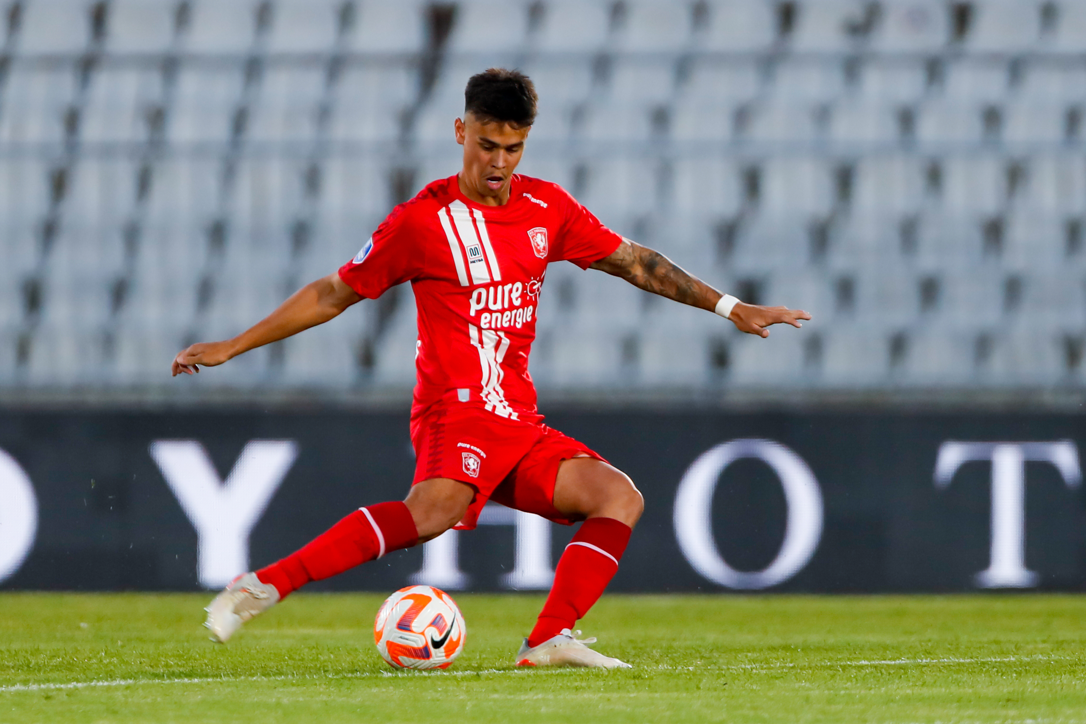 55608765 FC Twente