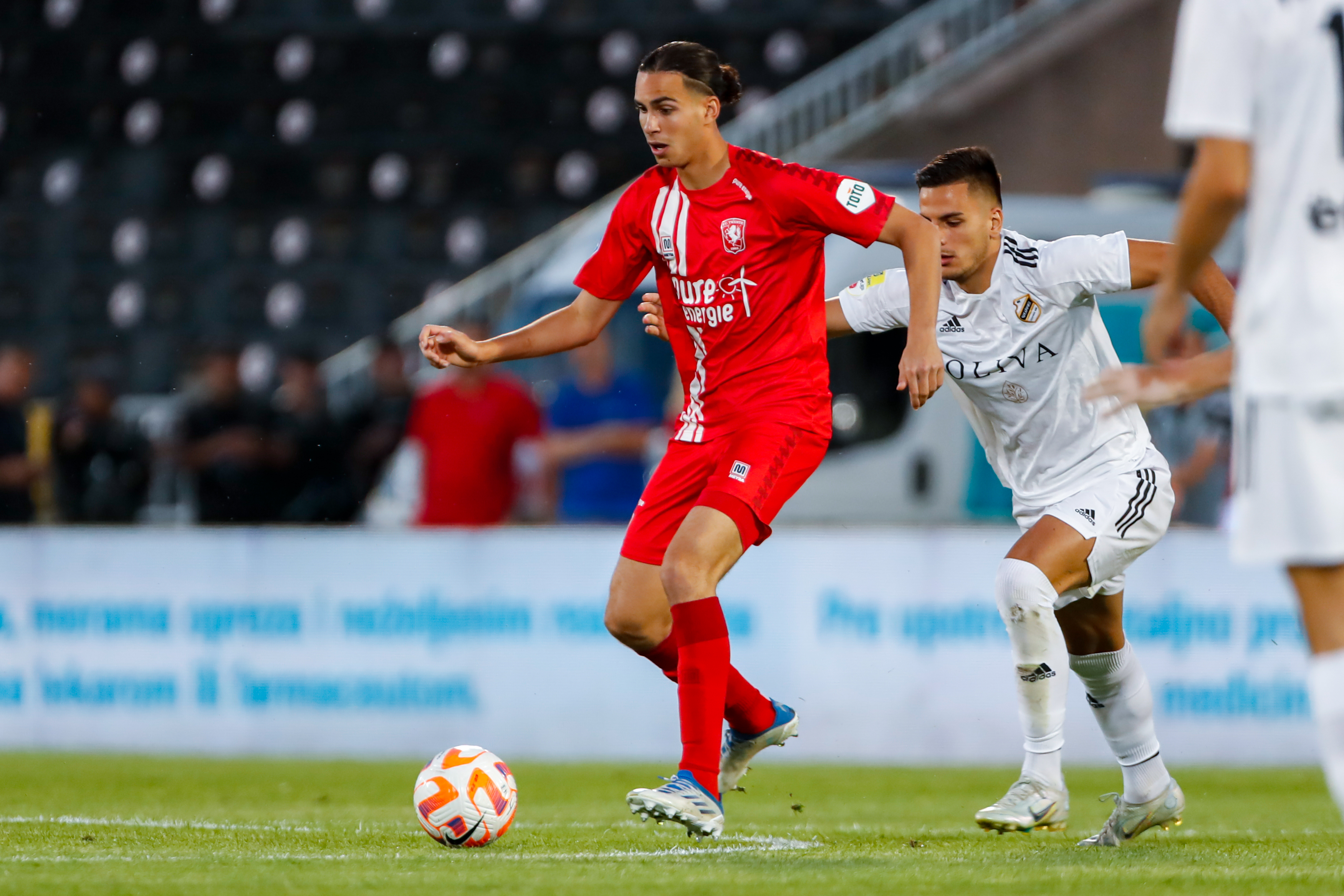 55608766 FC Twente