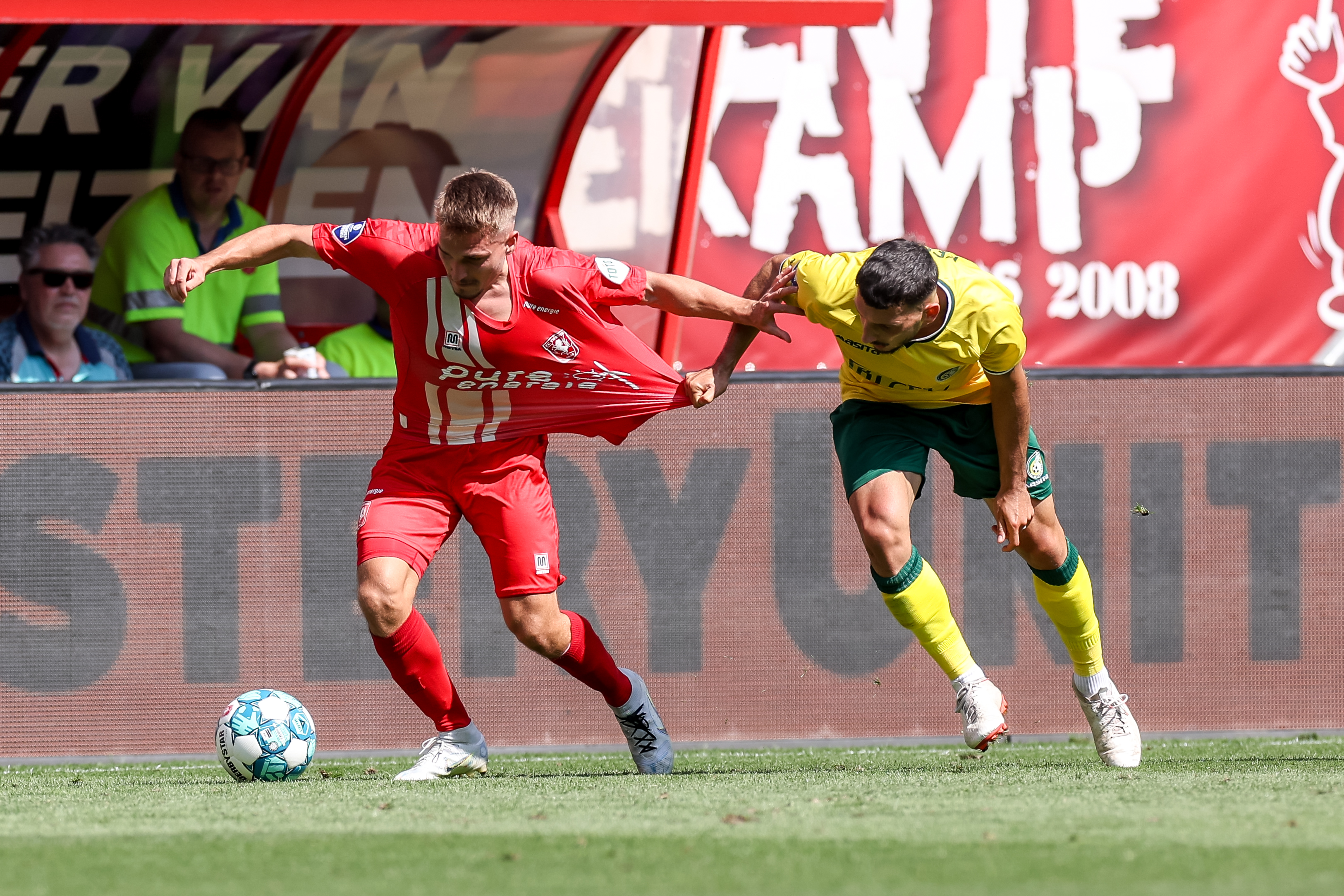 55720717 FC Twente