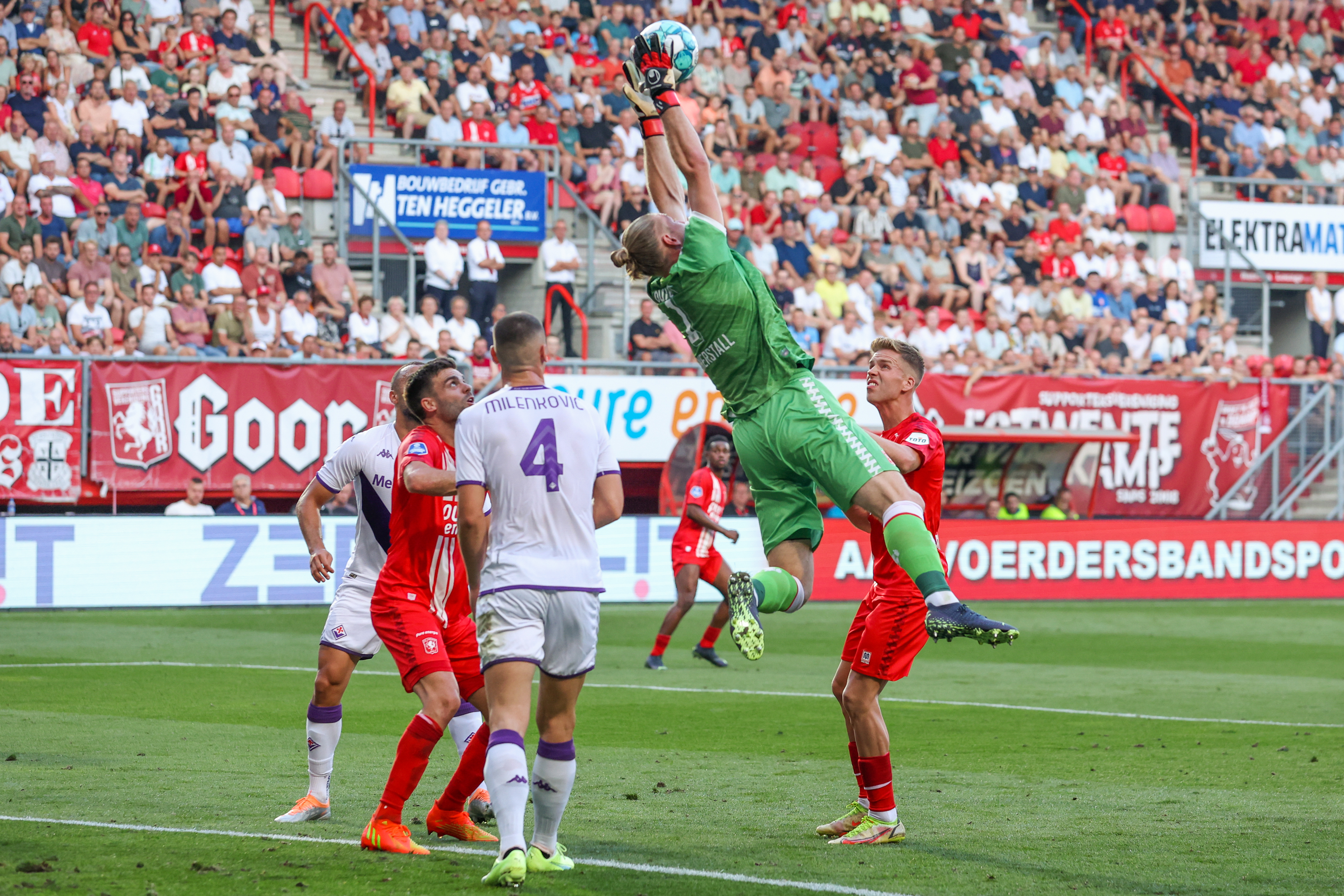 55847621 FC Twente