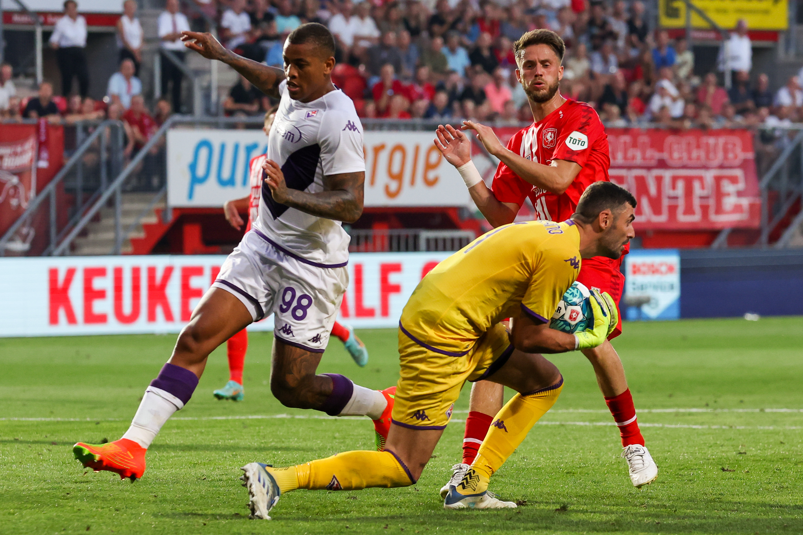 55848135 FC Twente