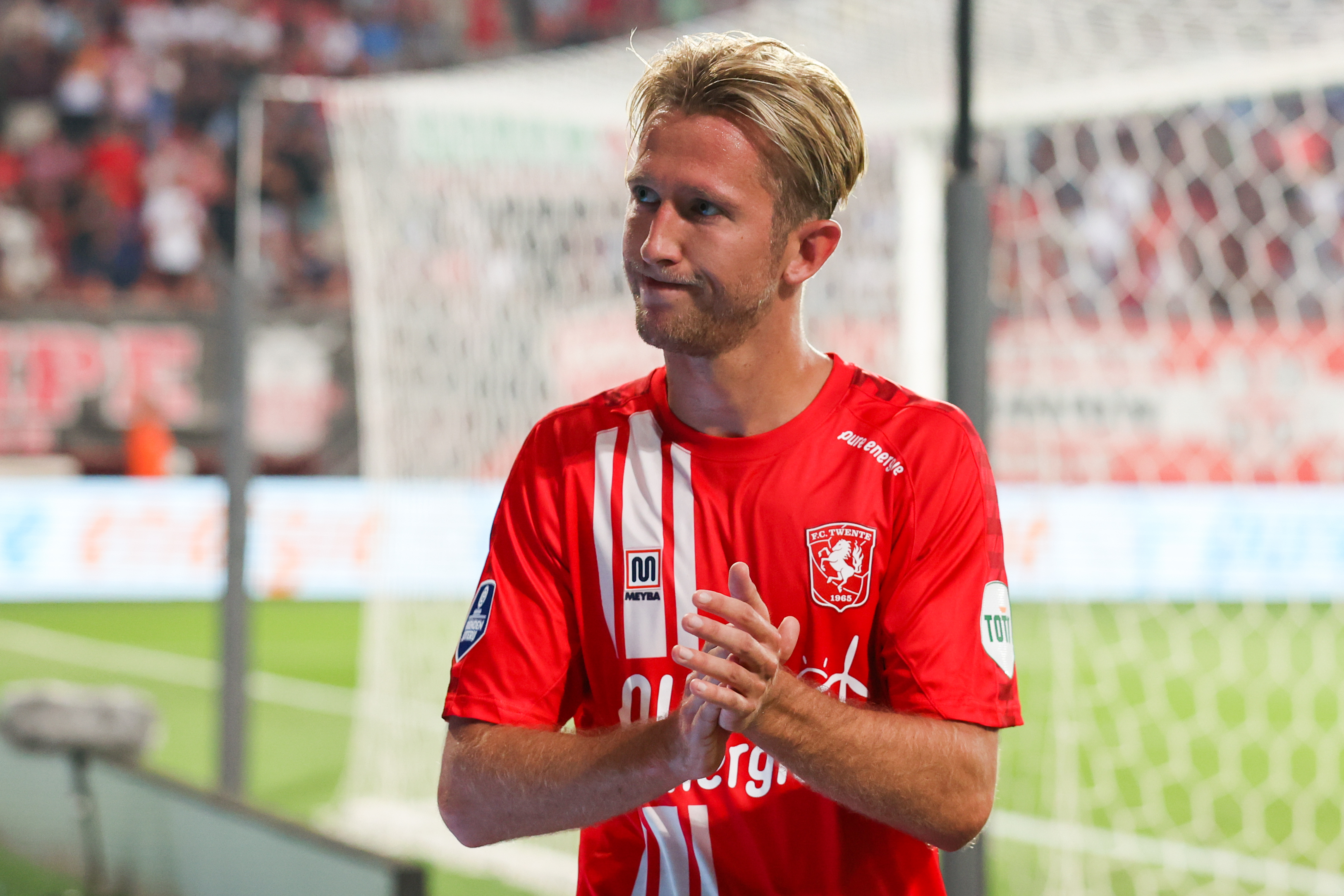 55848331 FC Twente