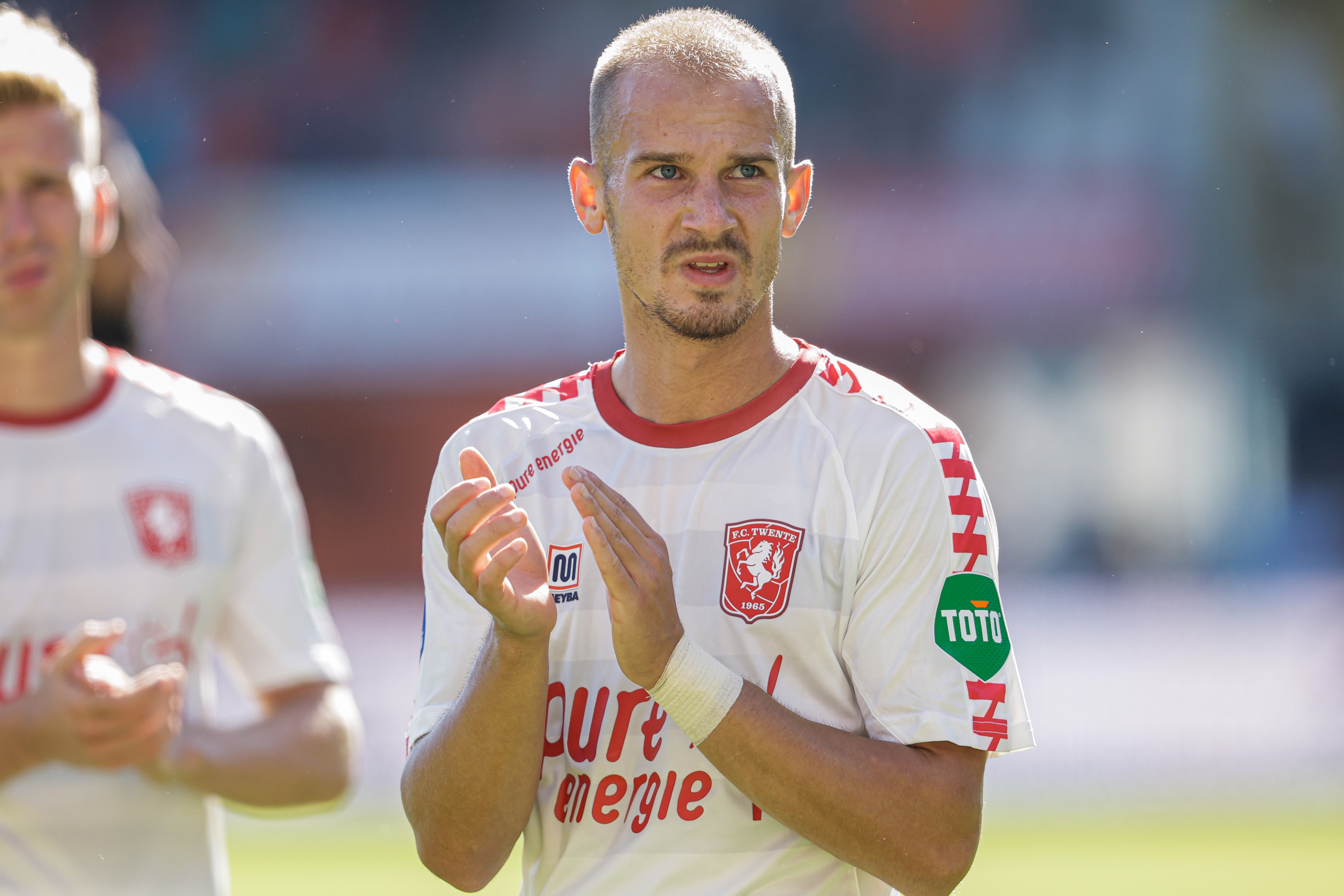 55881099 FC Twente