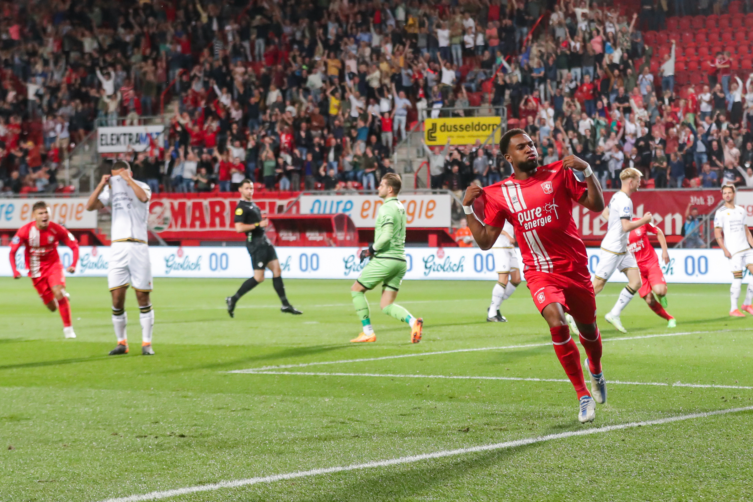 55922558 FC Twente