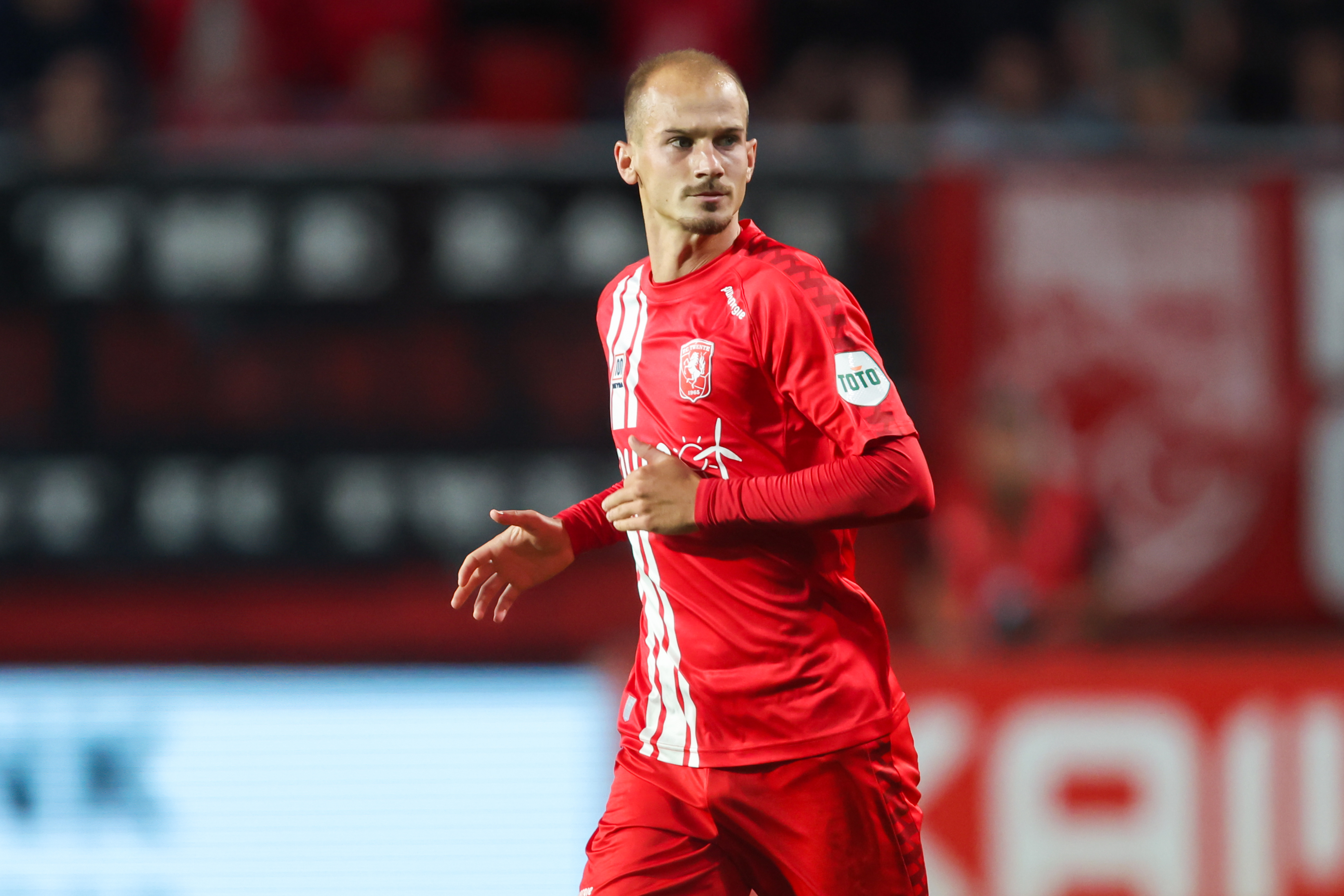 55924480 FC Twente