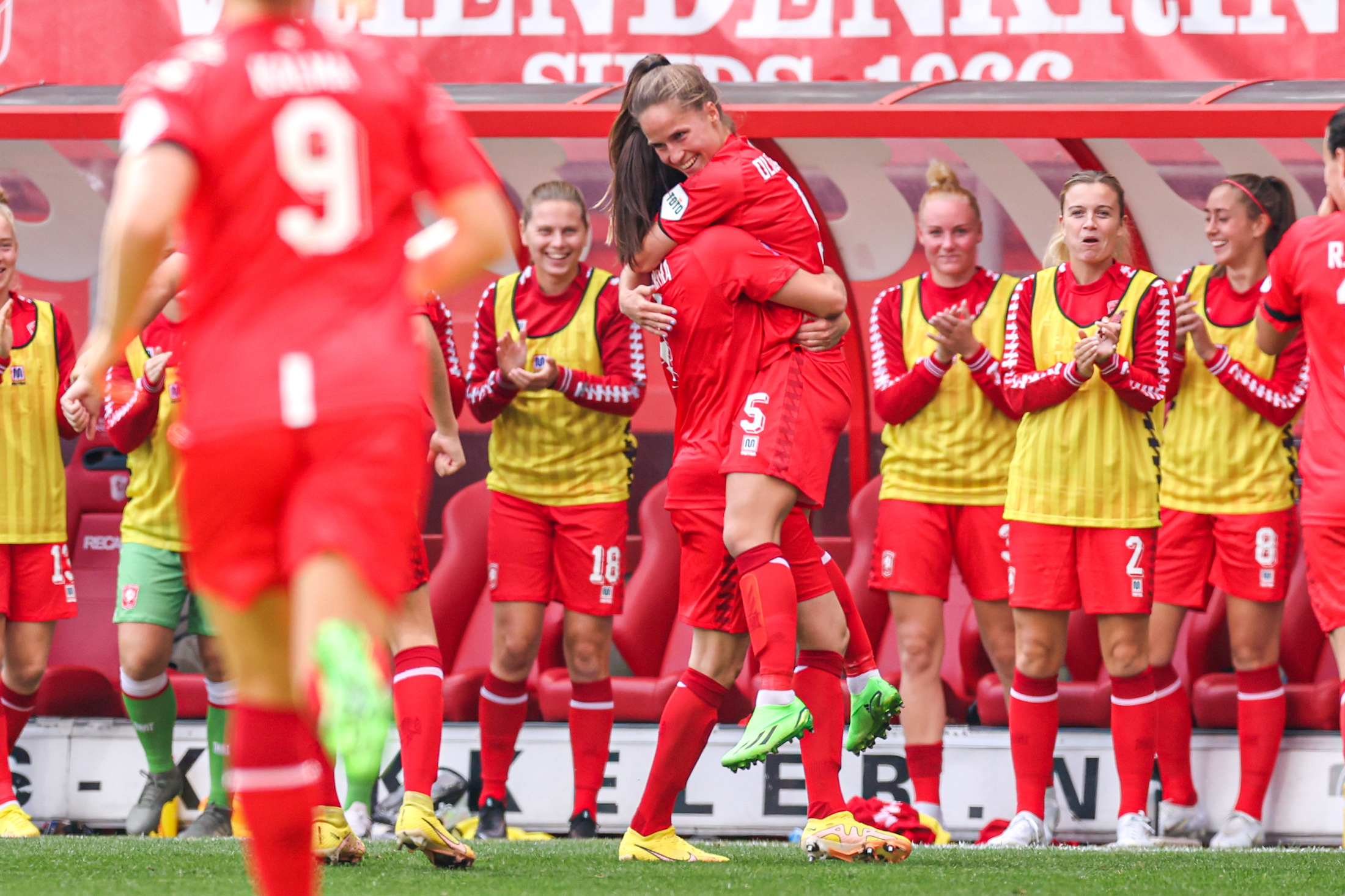 56097353 FC Twente